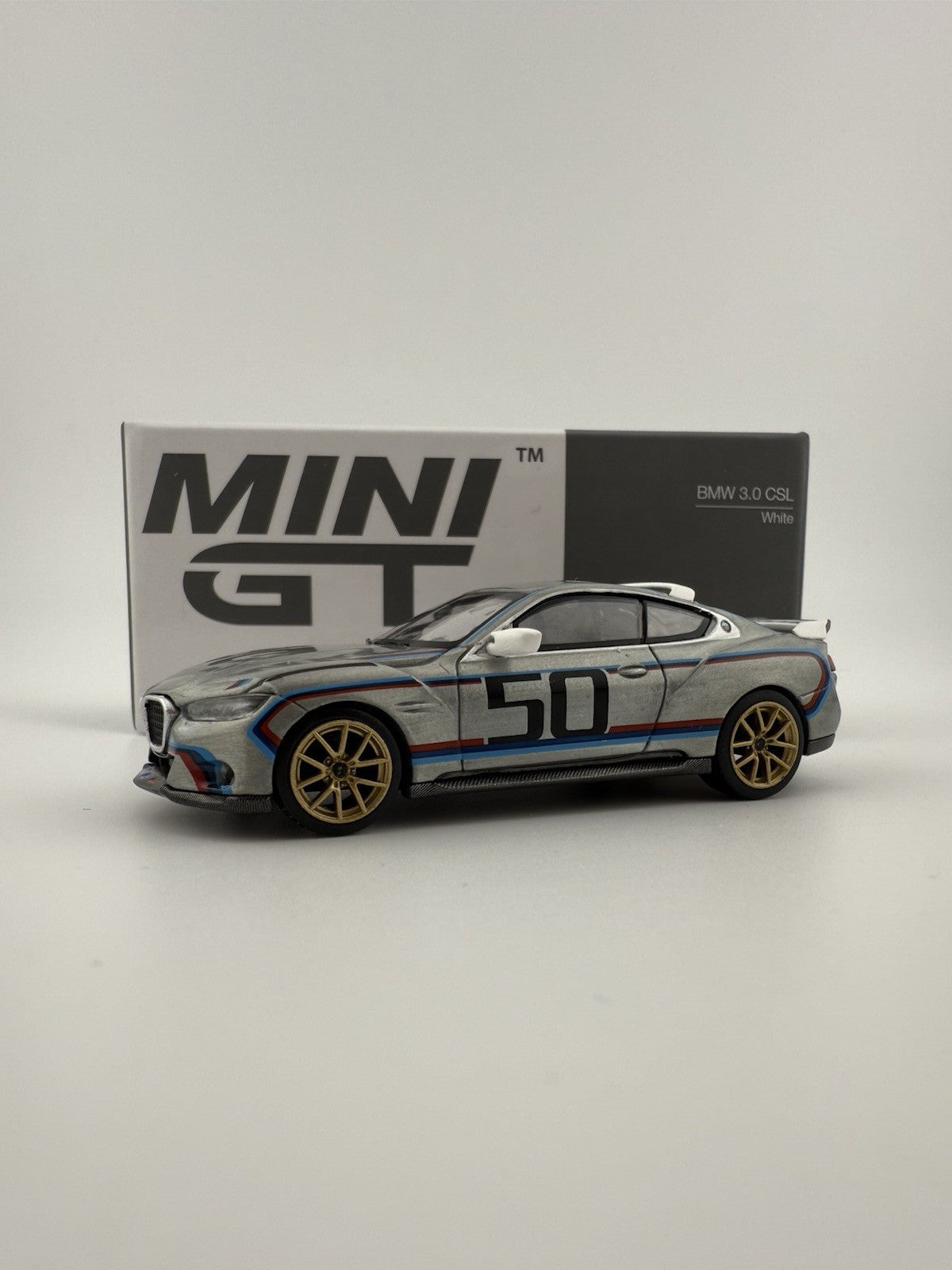 Chase   BMW 3.0 CSL Mini GT MGT 008634