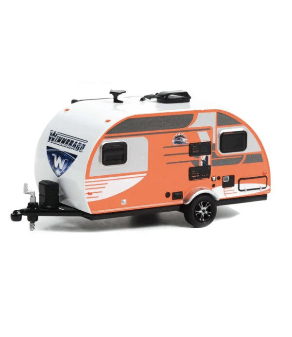 Greenlight 2016 Winnebago Winnie Drop Trailer Hitched Homes Series 121