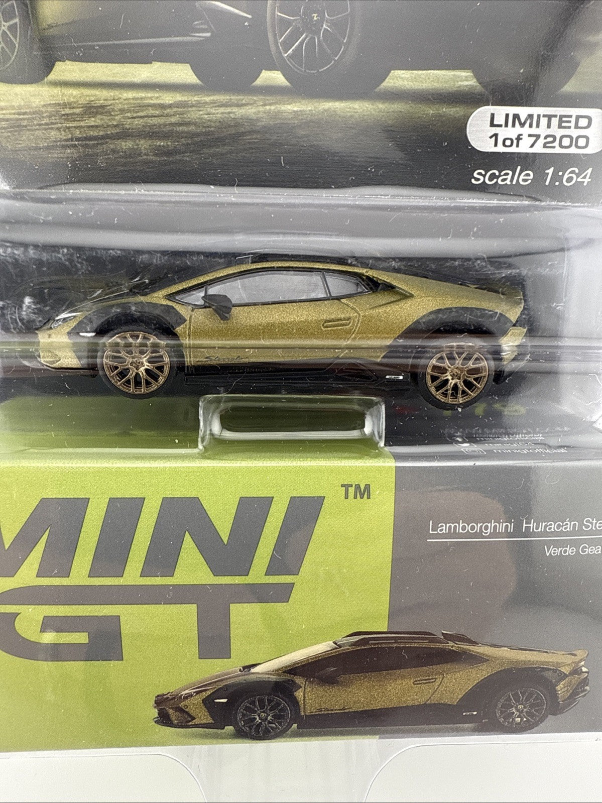 Chase   Lamborghini Huracan Sterrato Verde Gea Matte   Mini GT MGT 007793