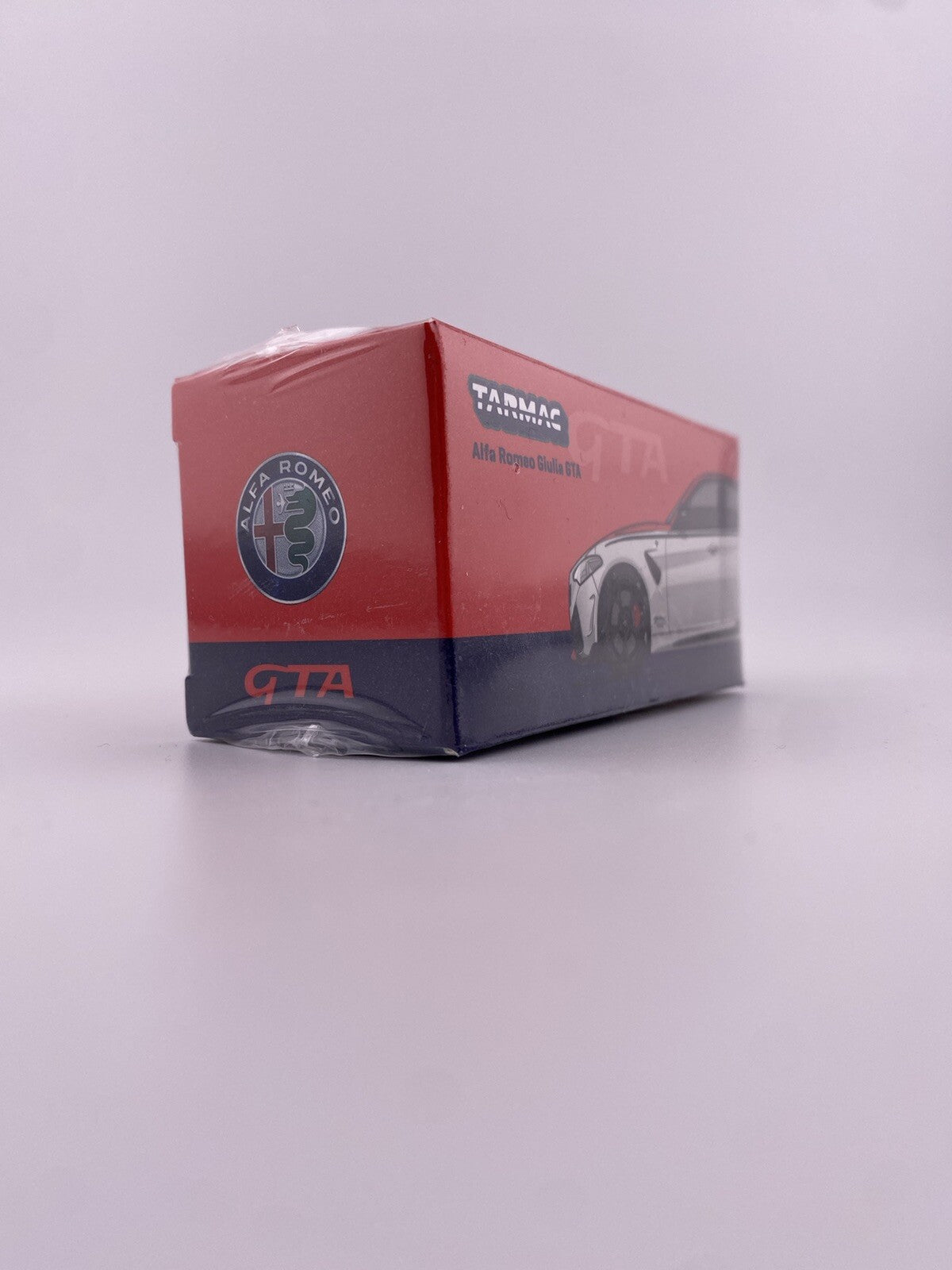 Alfa Romeo Giulia GTAm   Red / White   Tarmac Works   T64G TL031 RW2