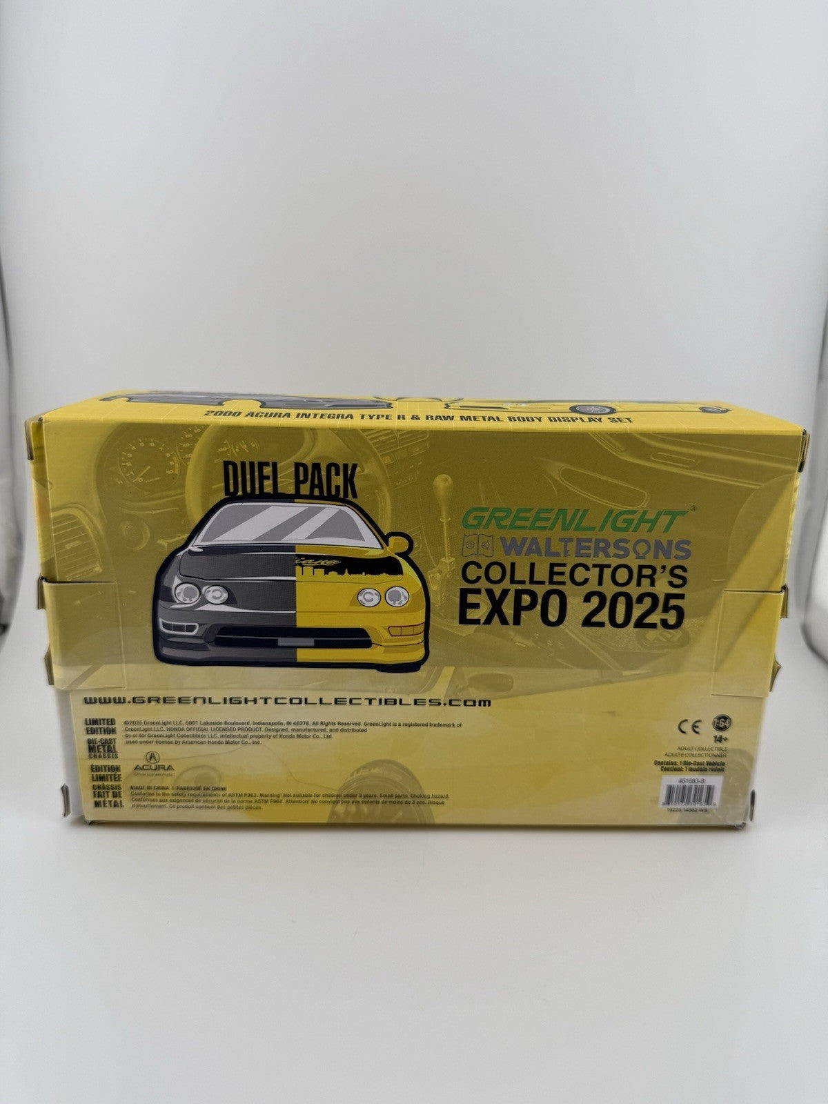 Greenlight Premium 2000 Honda Integra Type R & Raw Casting 1:64 Diecast4