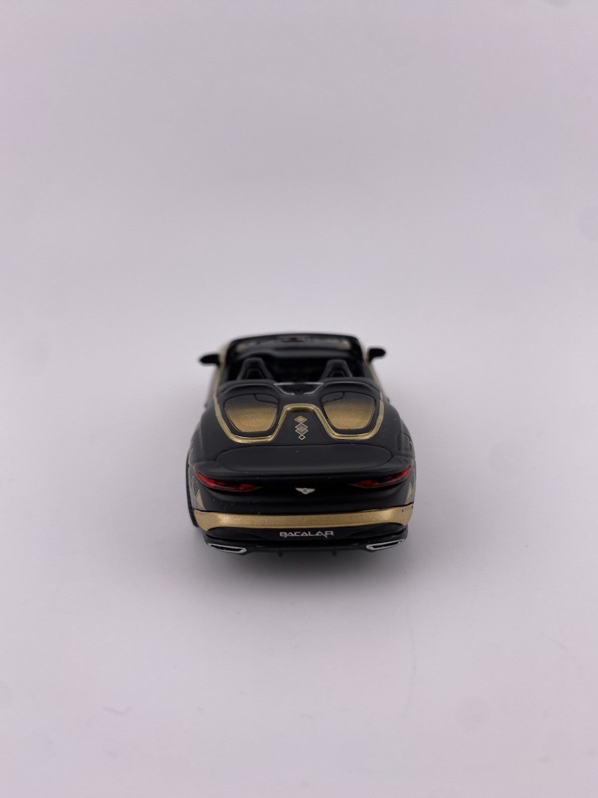 Bentley Mulliner Bacalar Mini GT MGT 00660 2023 Christmas Edition Open Box4
