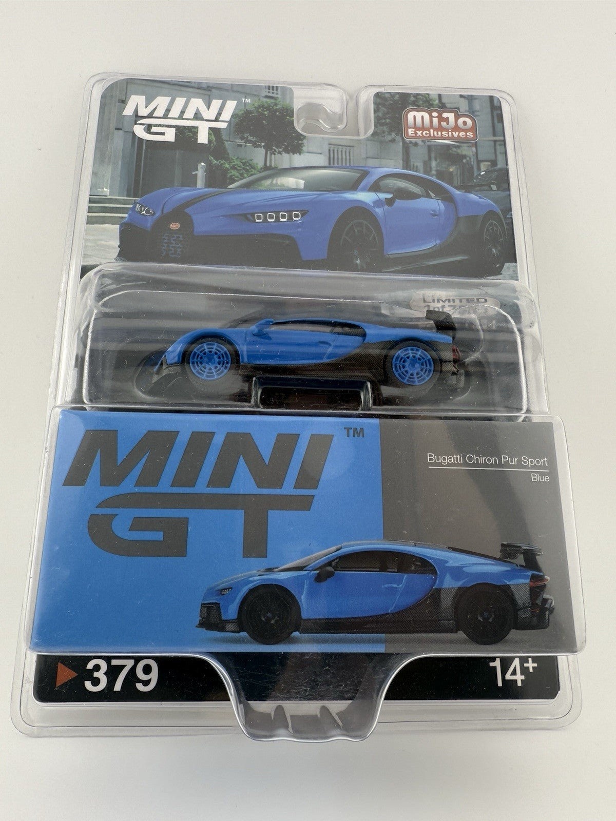 Chase   Bugatti Chiron Pur Sport Blue   Mini GT MGT 003790