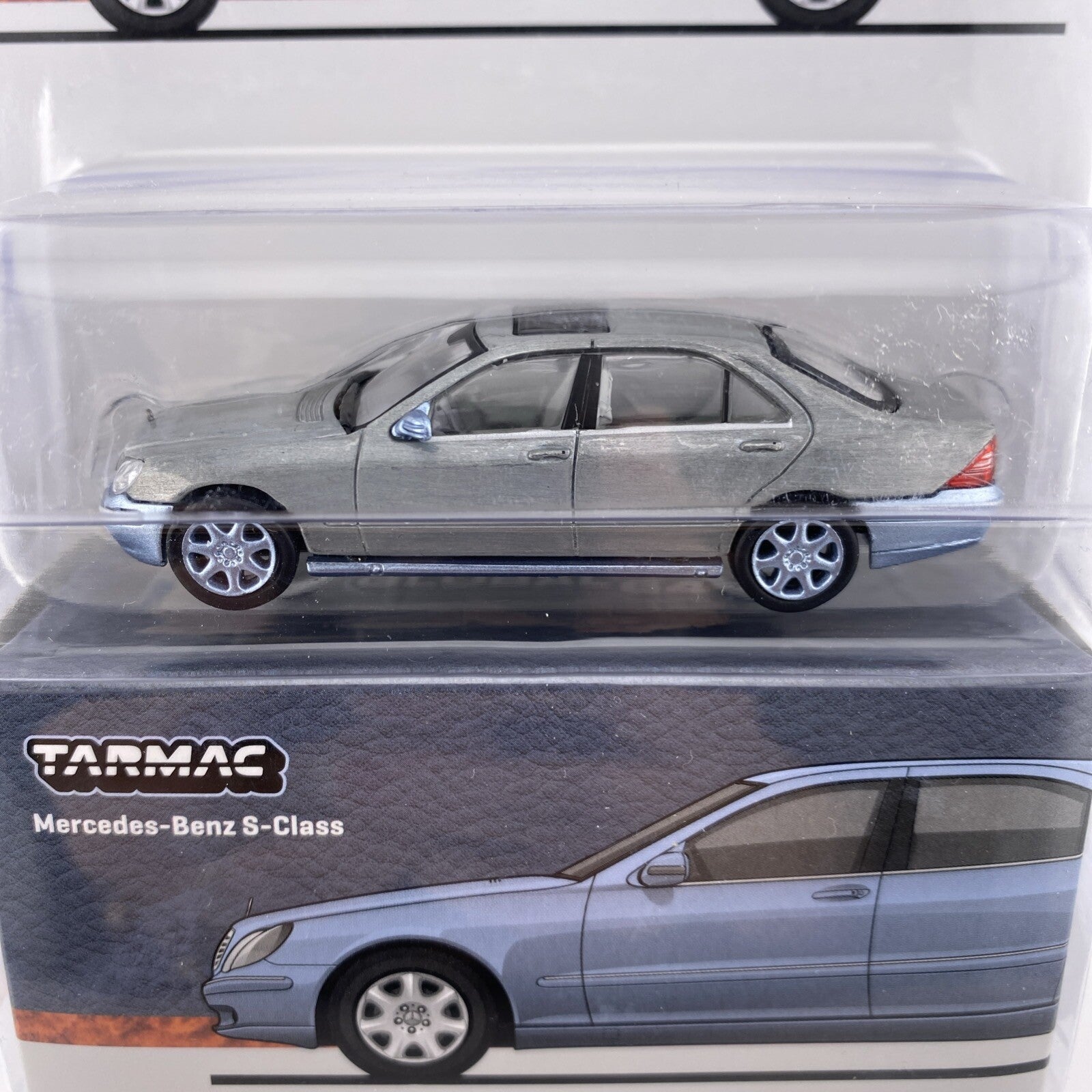 Chase   Mercedes Benz S Class Horizon Blue Metallic    Tarmac Works T64G 072 BL1