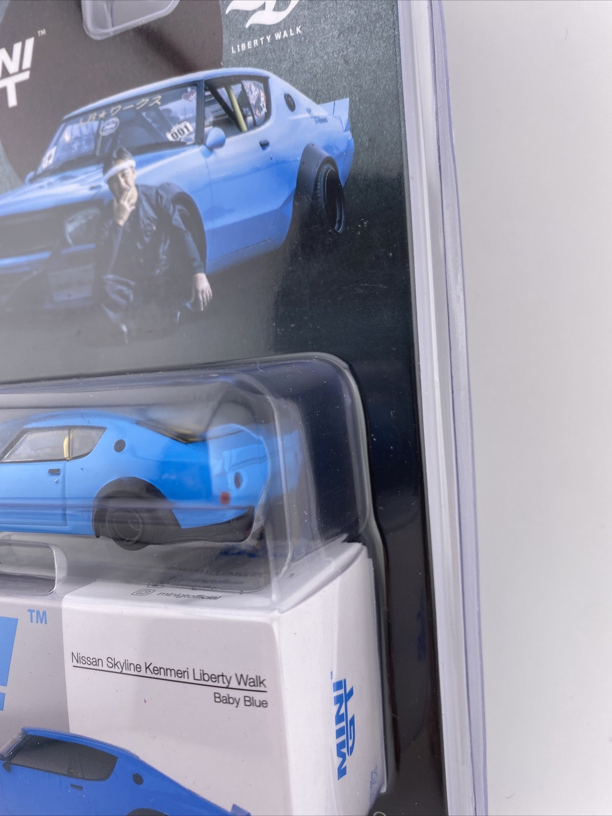 Nissan Skyline Kenmeri Liberty Walk   Light Blue   MGT 00653   With Kato Figure3