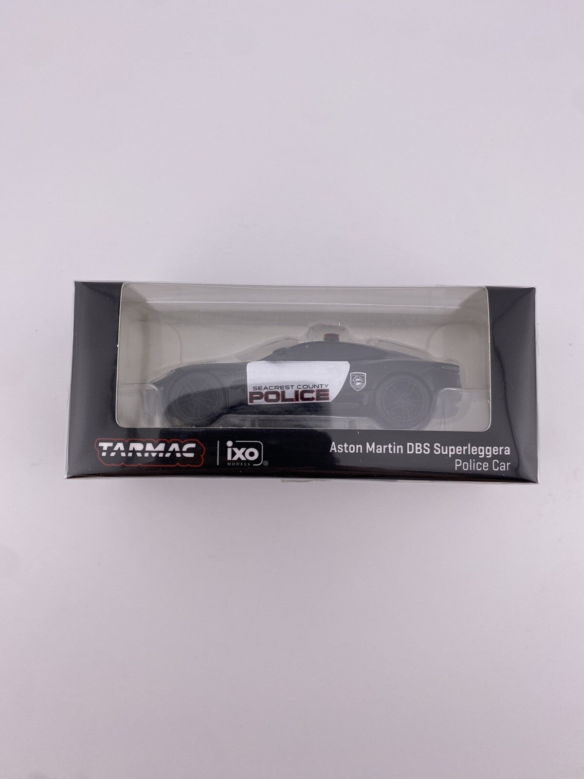 Aston Martin DBS Superleggera Police   Tarmac Works T64G 004 PC0