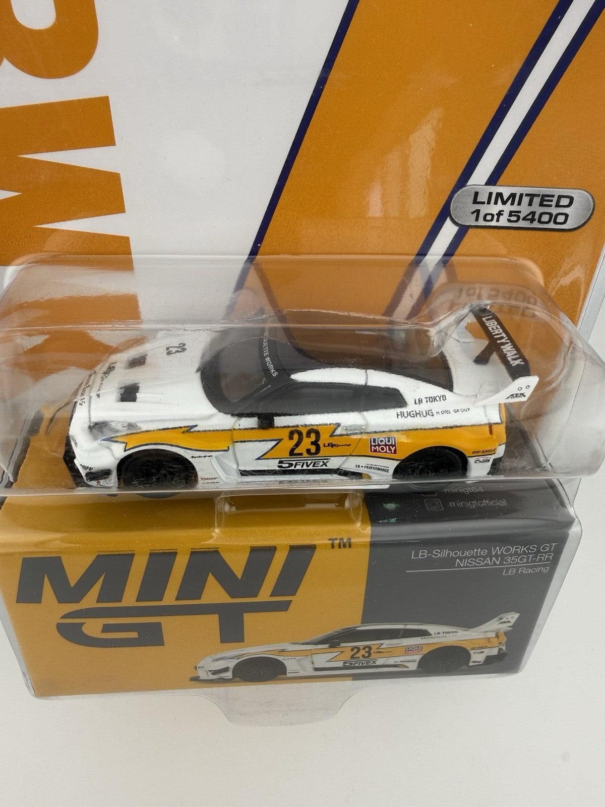 Nissan GT R (R35) LB Works White / Yellow   Mini GT MGT 00528 LB Racing3