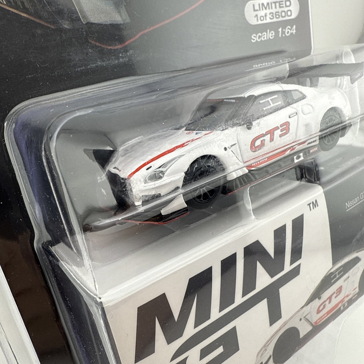 Nissan GT R NISMO GT3 White   Mini GT MGT 00327 2018 Presentation4