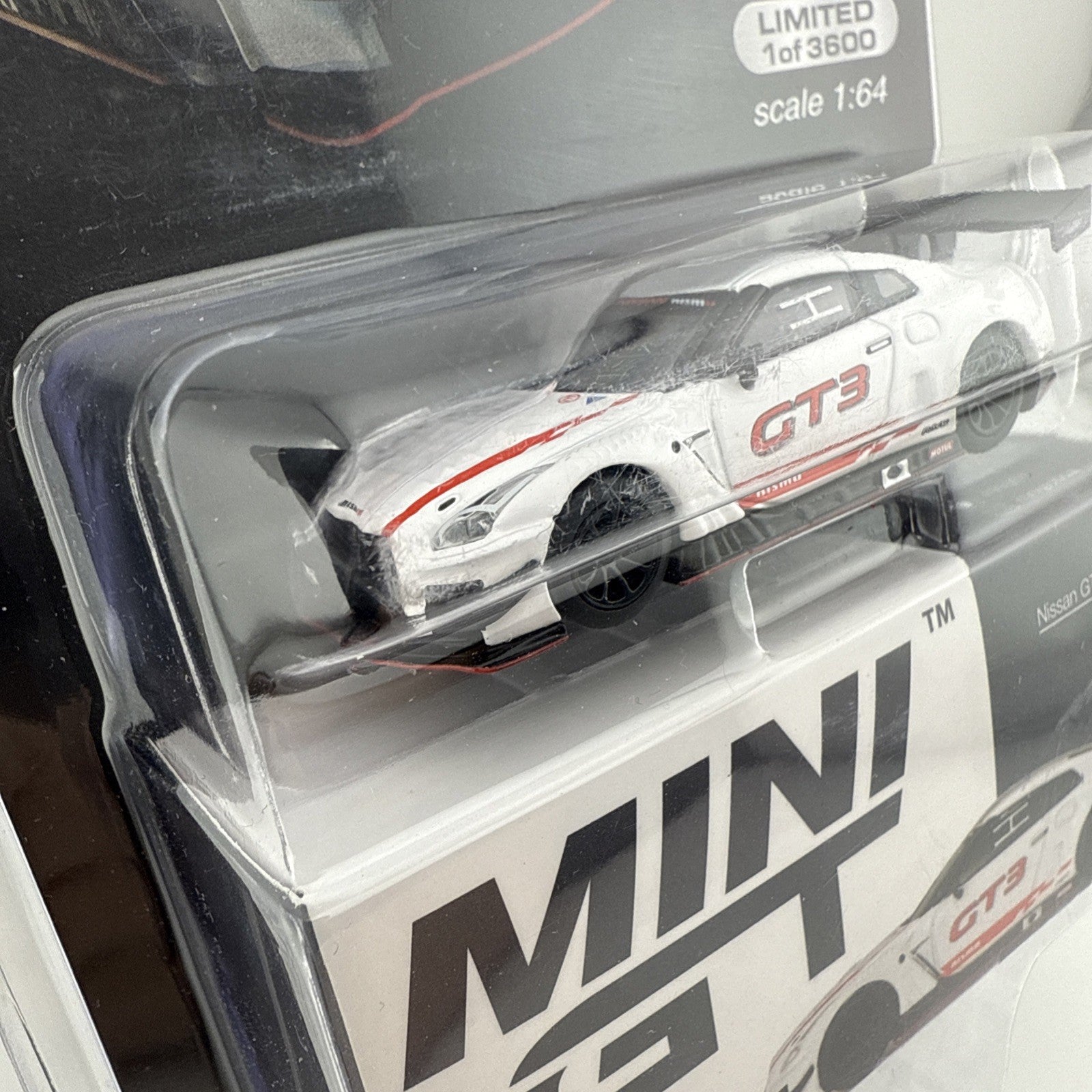 Nissan GT R NISMO GT3 White   Mini GT MGT 00327 2018 Presentation4