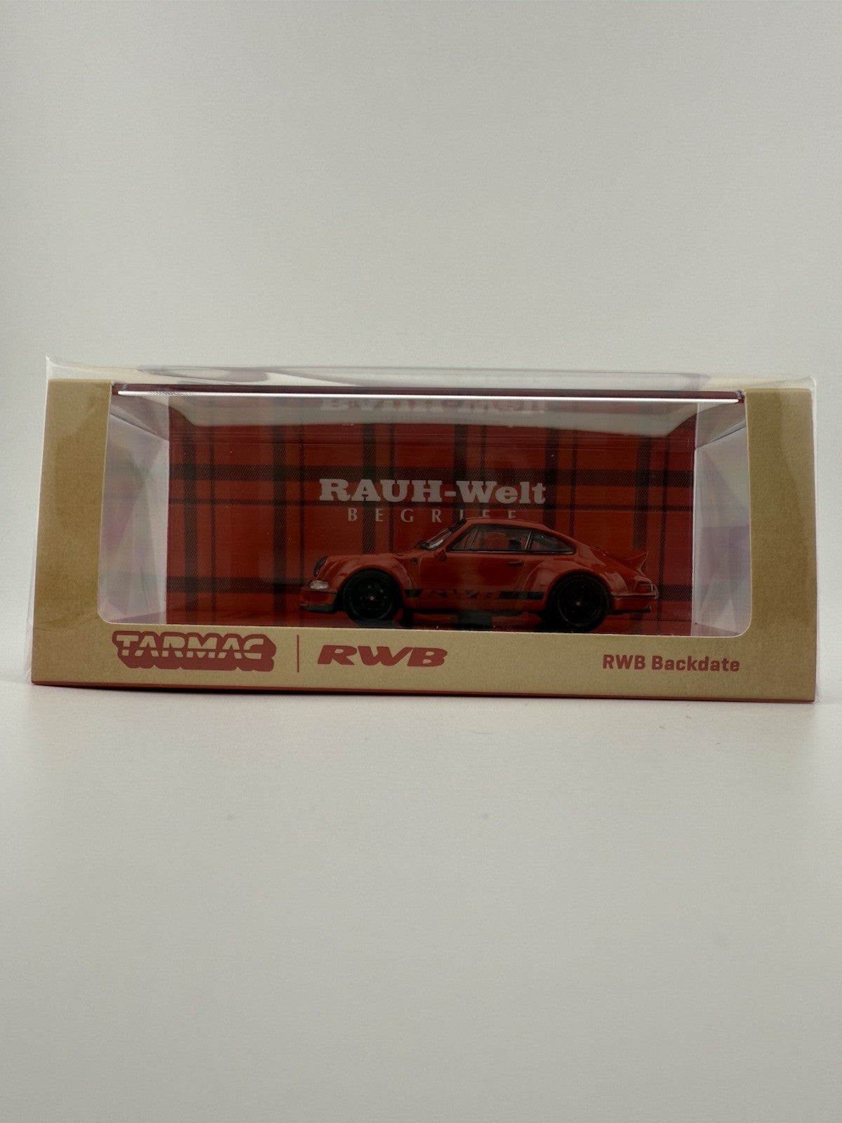 RWB Backdate Red   Tarmac Works T64 046 RE0