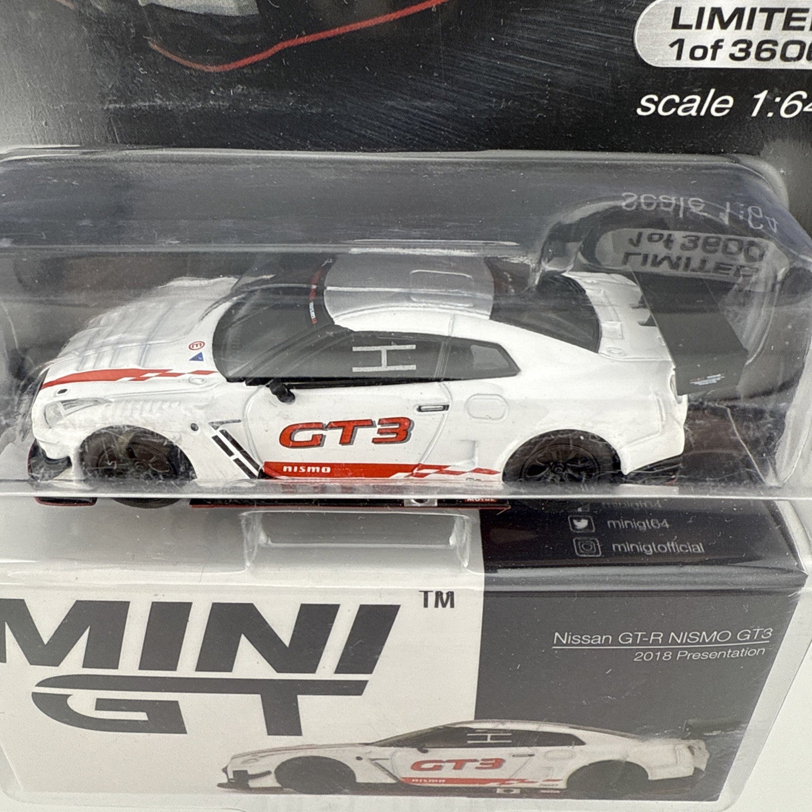 Nissan GT R NISMO GT3 White   Mini GT MGT 00327 2018 Presentation3