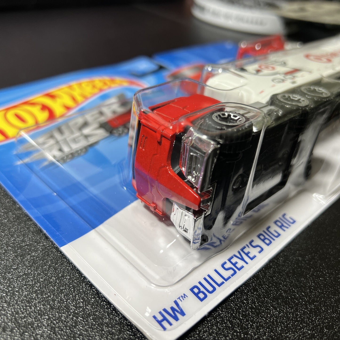 Hot Wheels Delivery Truck 1:64   Red and Express Lane 1998 FE7