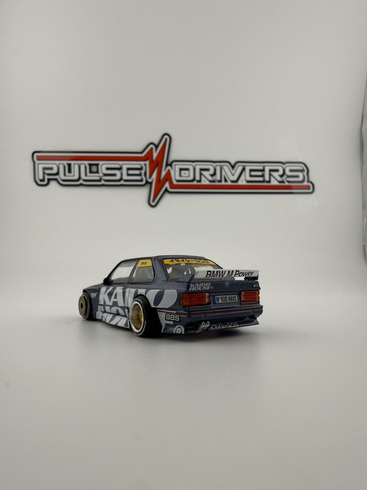 BMW M3 (E30) Kaido House Purple   Kaido House KHMG 154   Open Box4