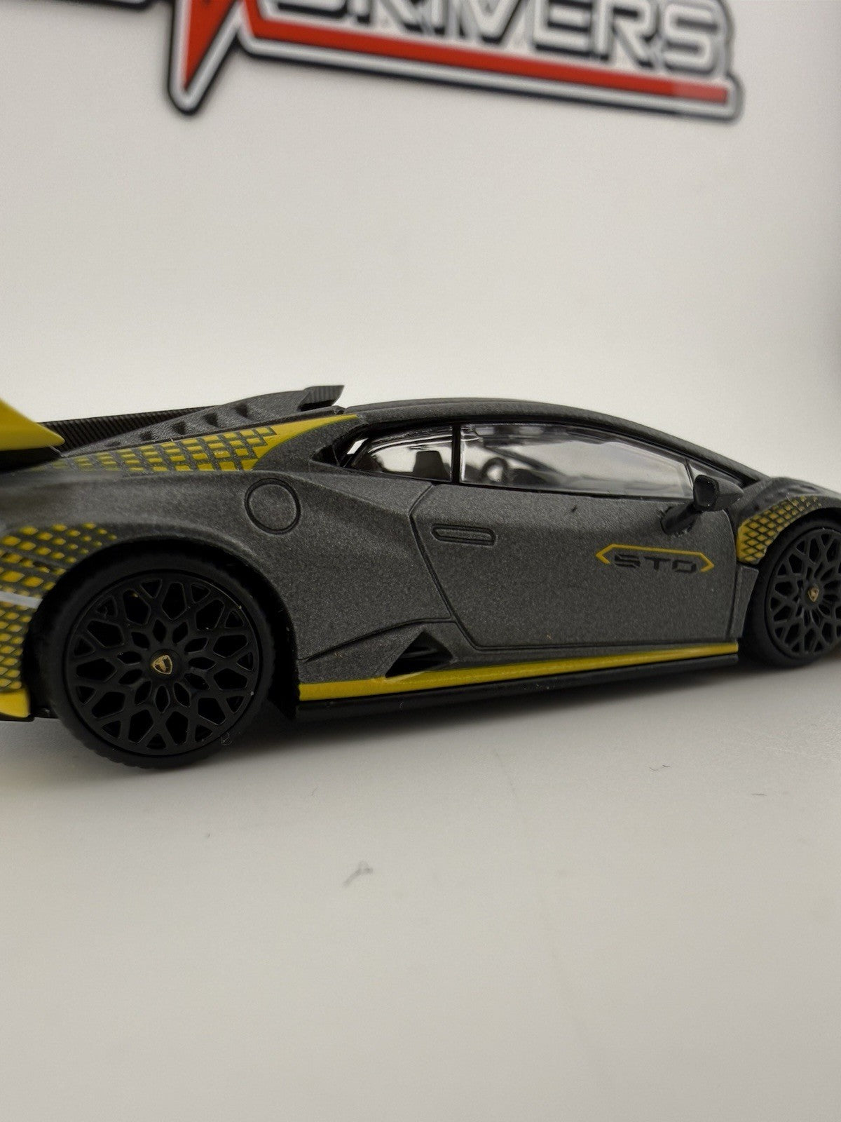 Lamborghini Huracan STO Matte Gray POPRACE PR64-02426