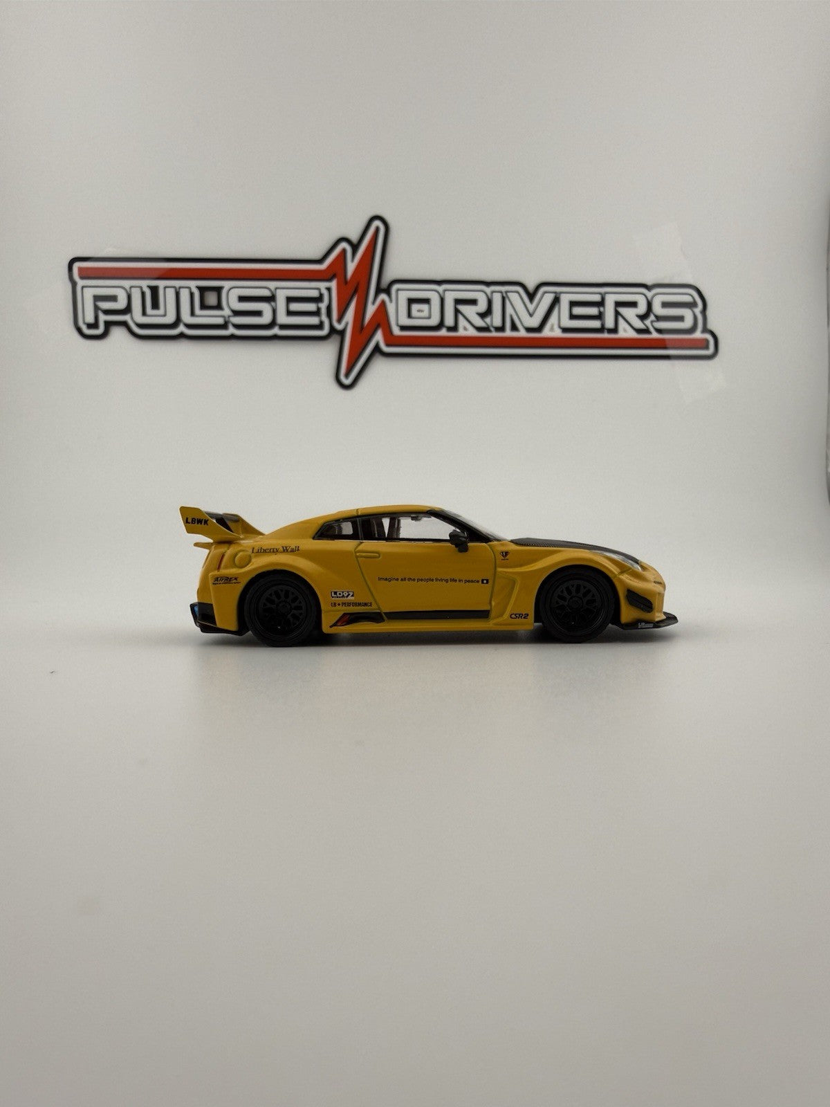 LB Silhouette Works Nissan 35GT RR   Yellow Mini GT 182 Open Box4