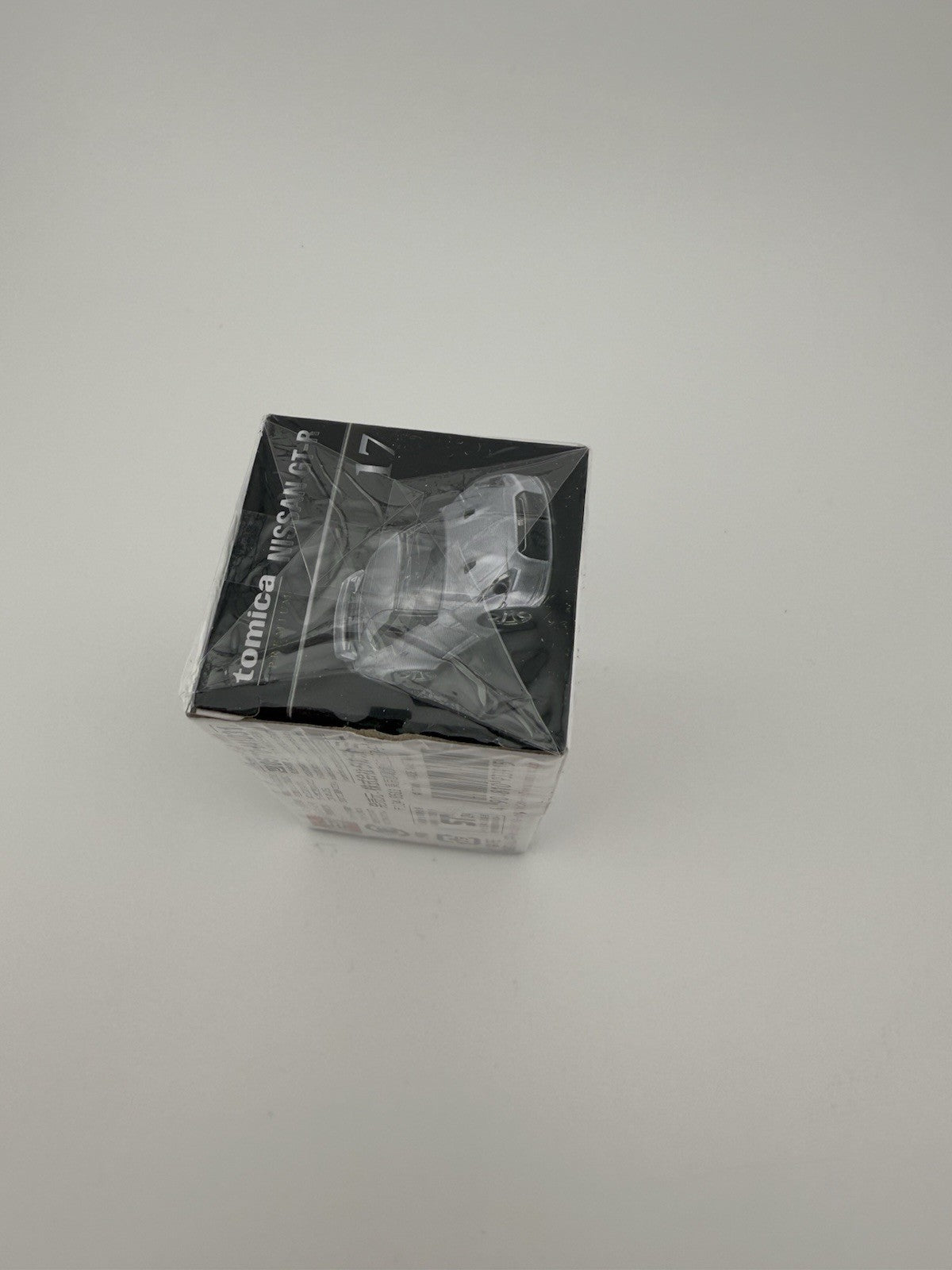 Takara Tomy Tomica Premium No. 17 Nissan GT R Diecast Model Car TP_2020_175