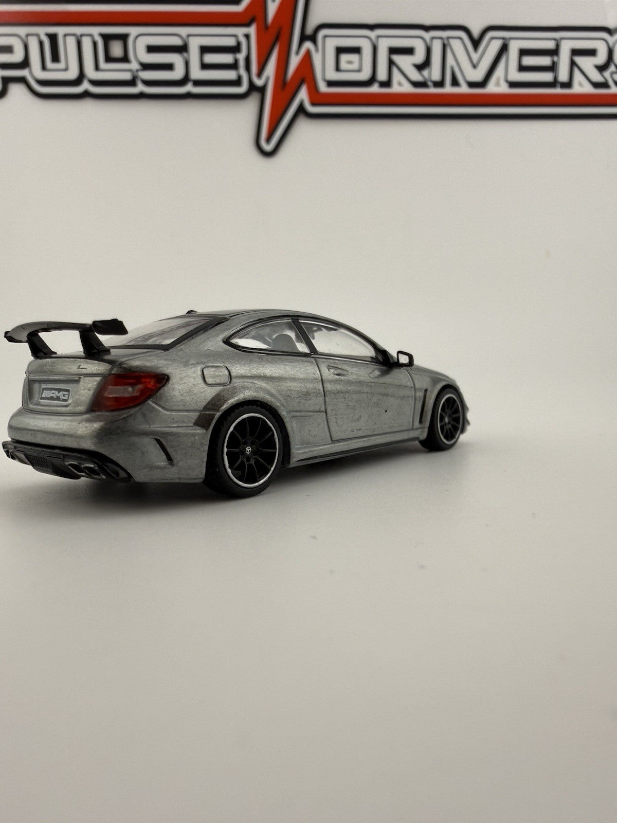Chase   Mercedes Benz C 63 AMG 1/64 By Tarmac Works T64G 009 MB Open Box5