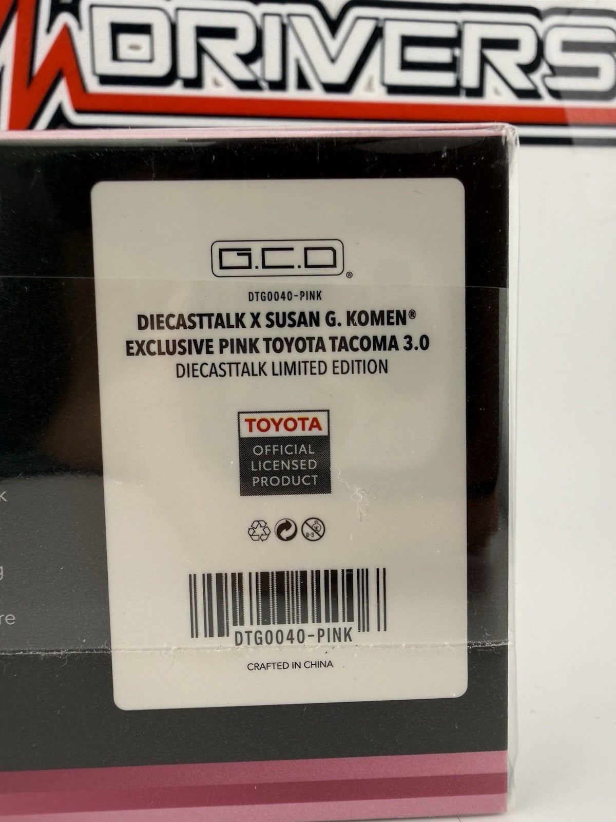 Toyota Tacoma TRD PRO Pink   GCD Diecast Talk DTG0040 PINK Sealed2