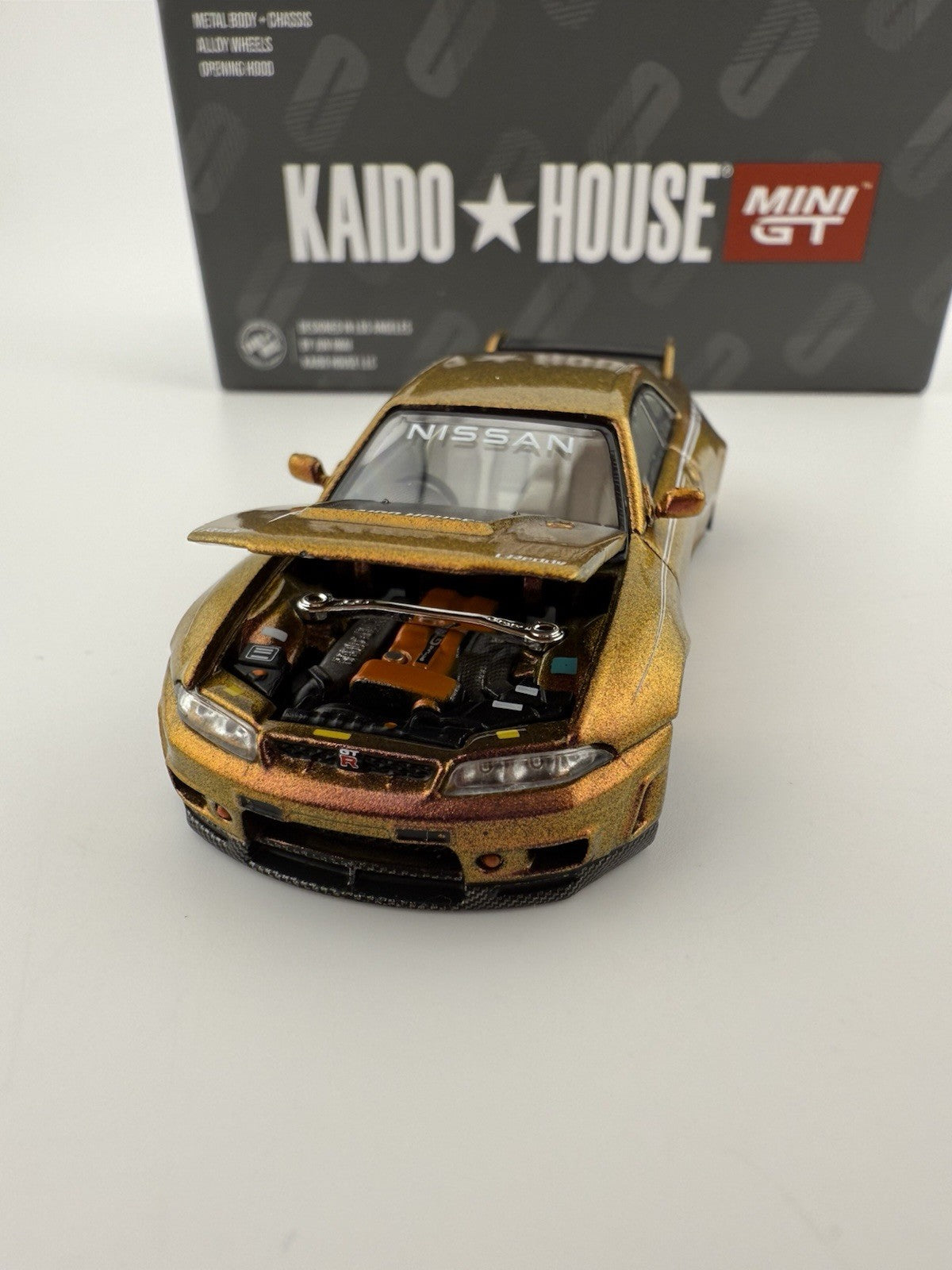Nissan Skyline GT R (R33) Magic Bronze Kaido House LTDEDN KHMG075 and 1 Pin/Case0