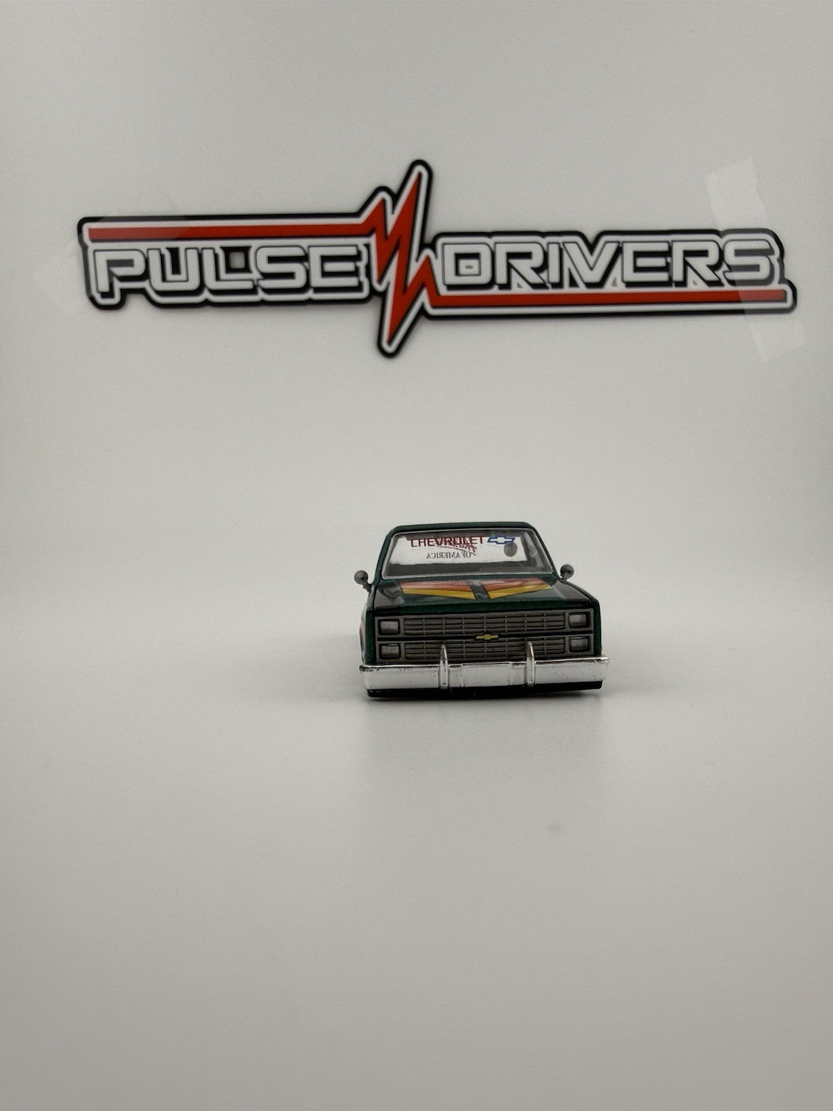 Chevrolet Silverado Green   Kaido House x Mini GT KHMG 226 Open Box3