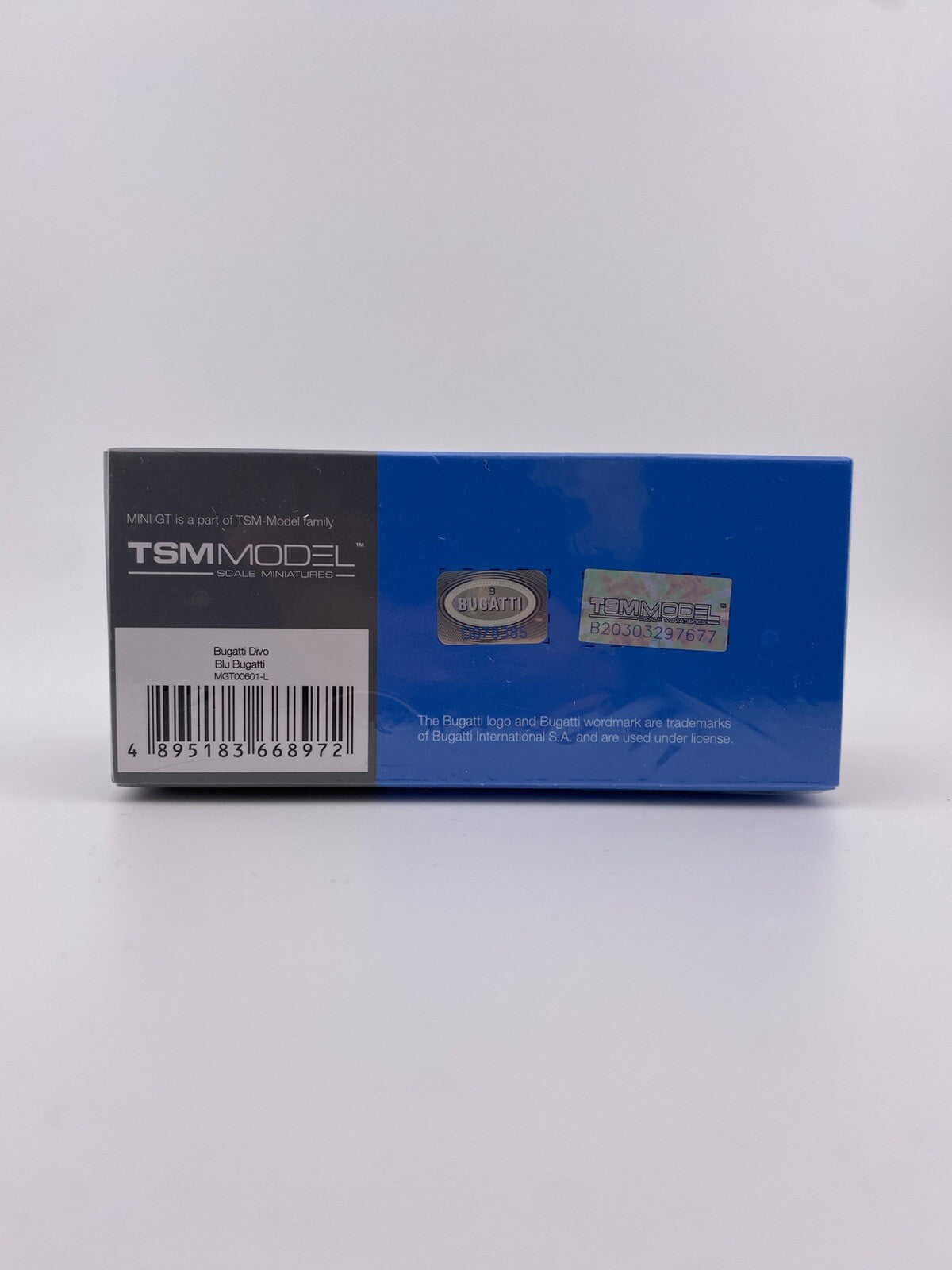 Bugatti Divo   Blu Bugatti   Mini GT 00601   Box Sealed3