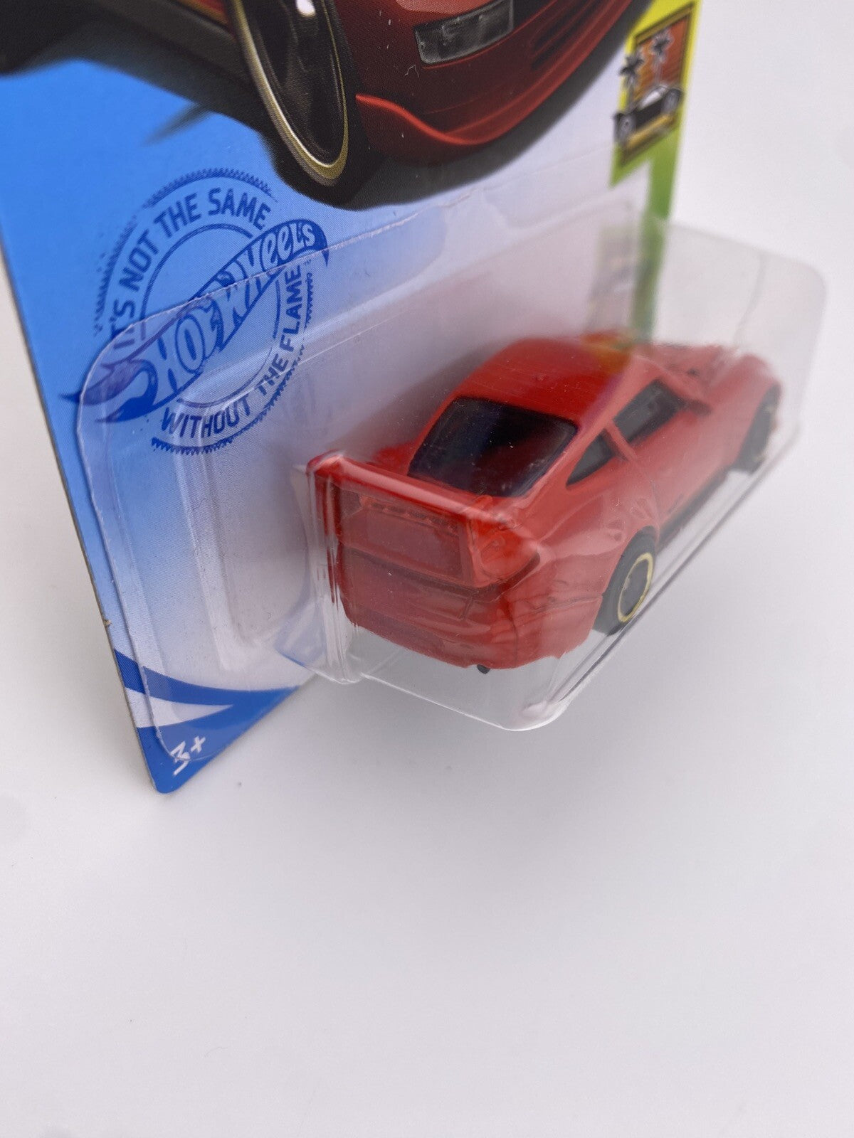 Porsche 993 GT2 Red   Hot Wheels HW Exotics 1/10 in Protector6