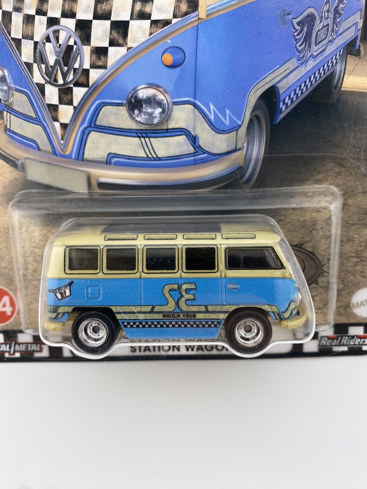 Volkswagen Deluxe Station Wagon   Hot Wheels   Boulevard 44 in Protector2