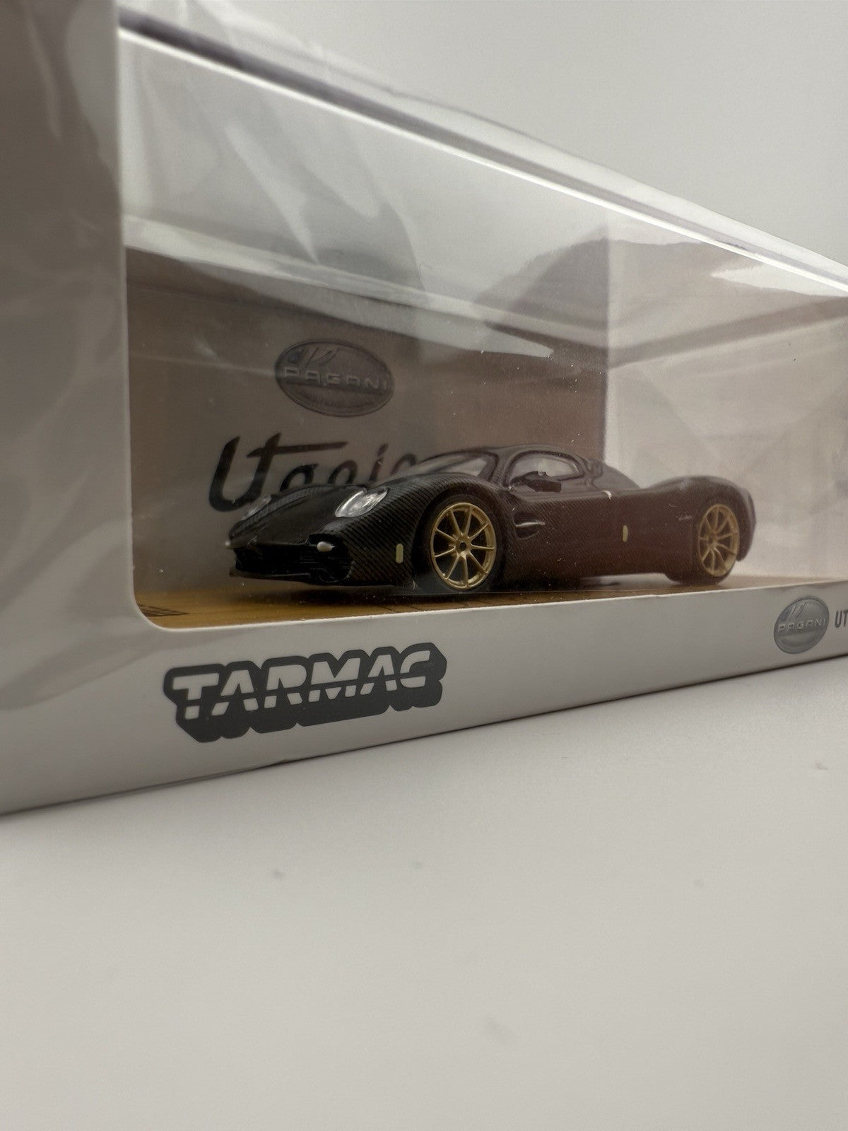 Pagani Utopia Black Carbon Fiber   Tarmac Works T64G TL055 BCF3