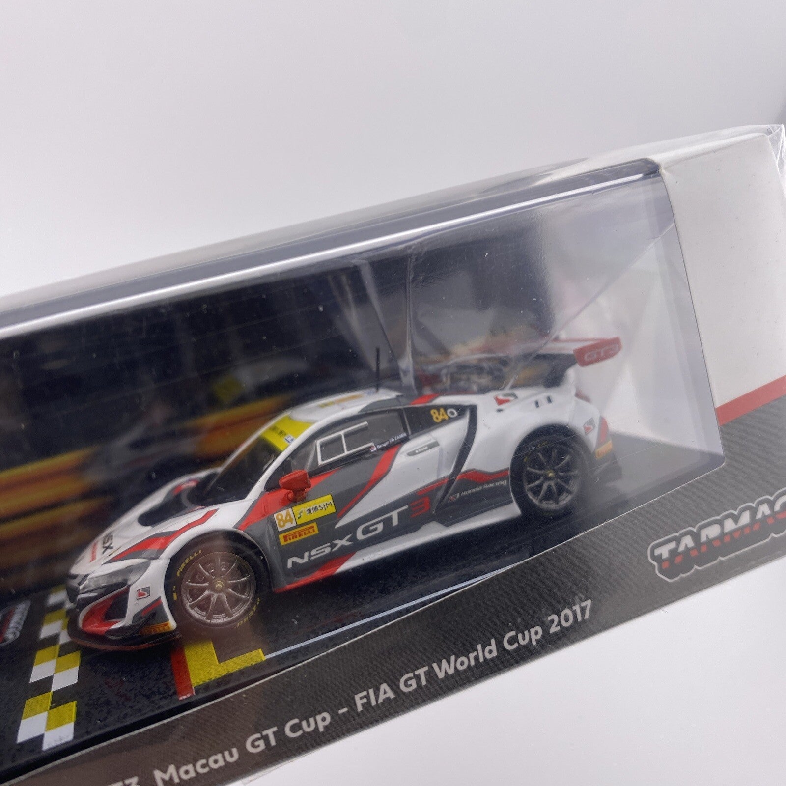 Honda NSX GT3   White   Tarmac Works   T64 028 17MGT84 #84 / FIA GT World Cup 176