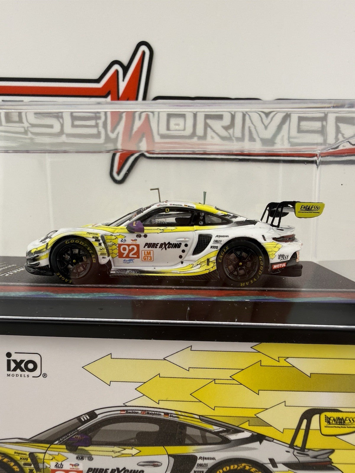 Porsche 911 GT3 R (992) #92 Tarmac Works T64 084 24LM92 Taiwan 7 11 Special Open0