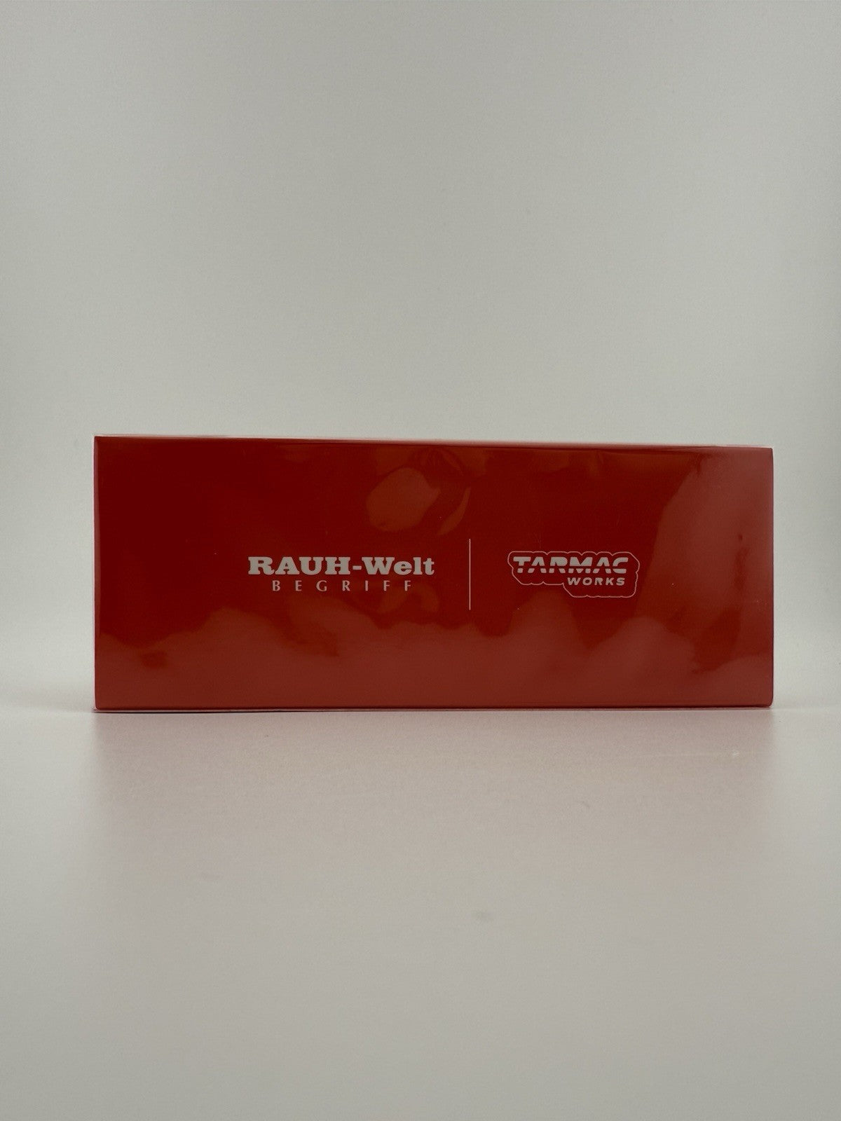 RWB 993 Red / White   Tarmac Works T64 017 WU RWBWU 232