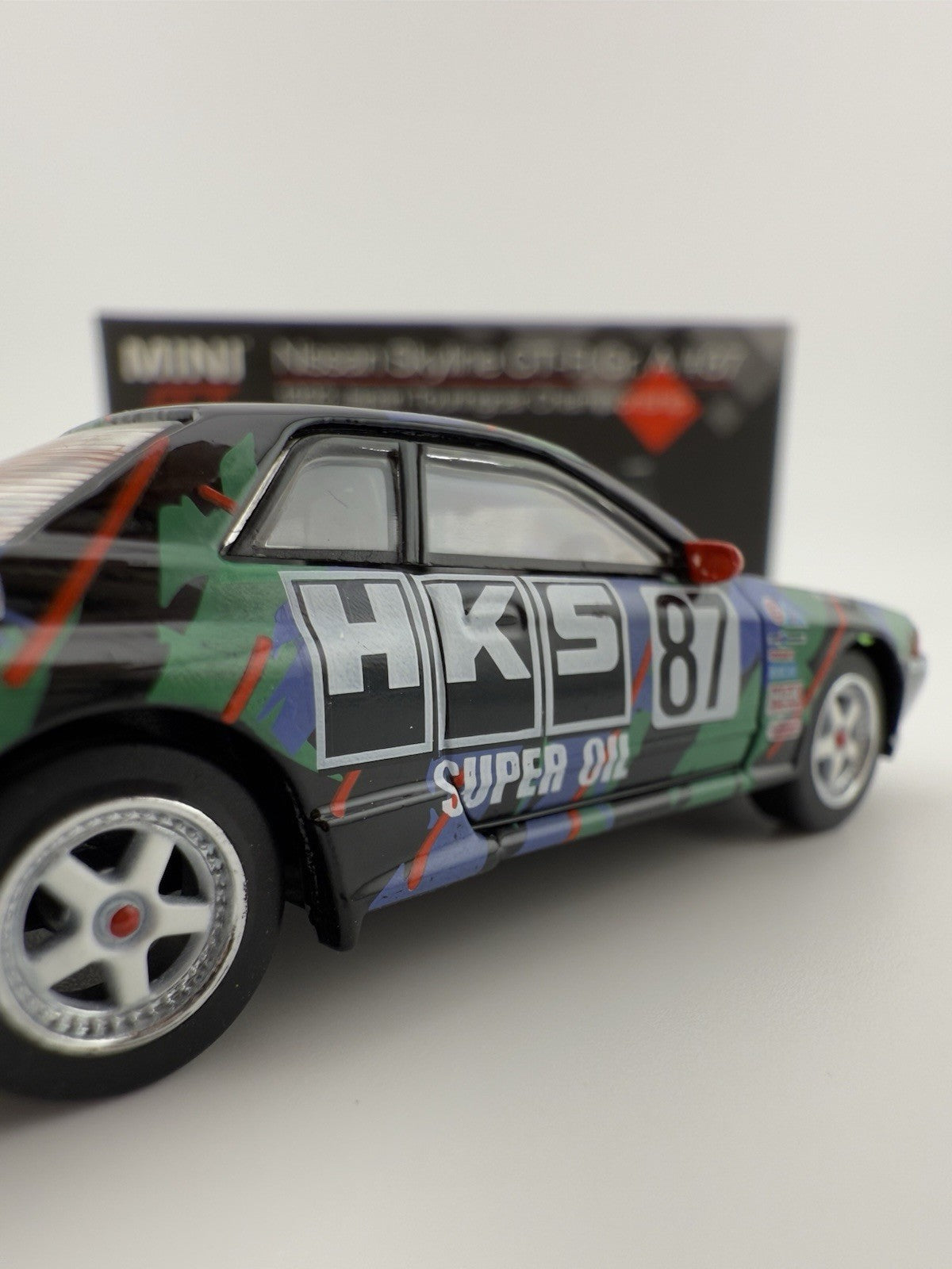 Nissan Skyline GT R (R32) Gr  Mini GT MGT 00103  87 HKS 1993 JTCC Open Box6