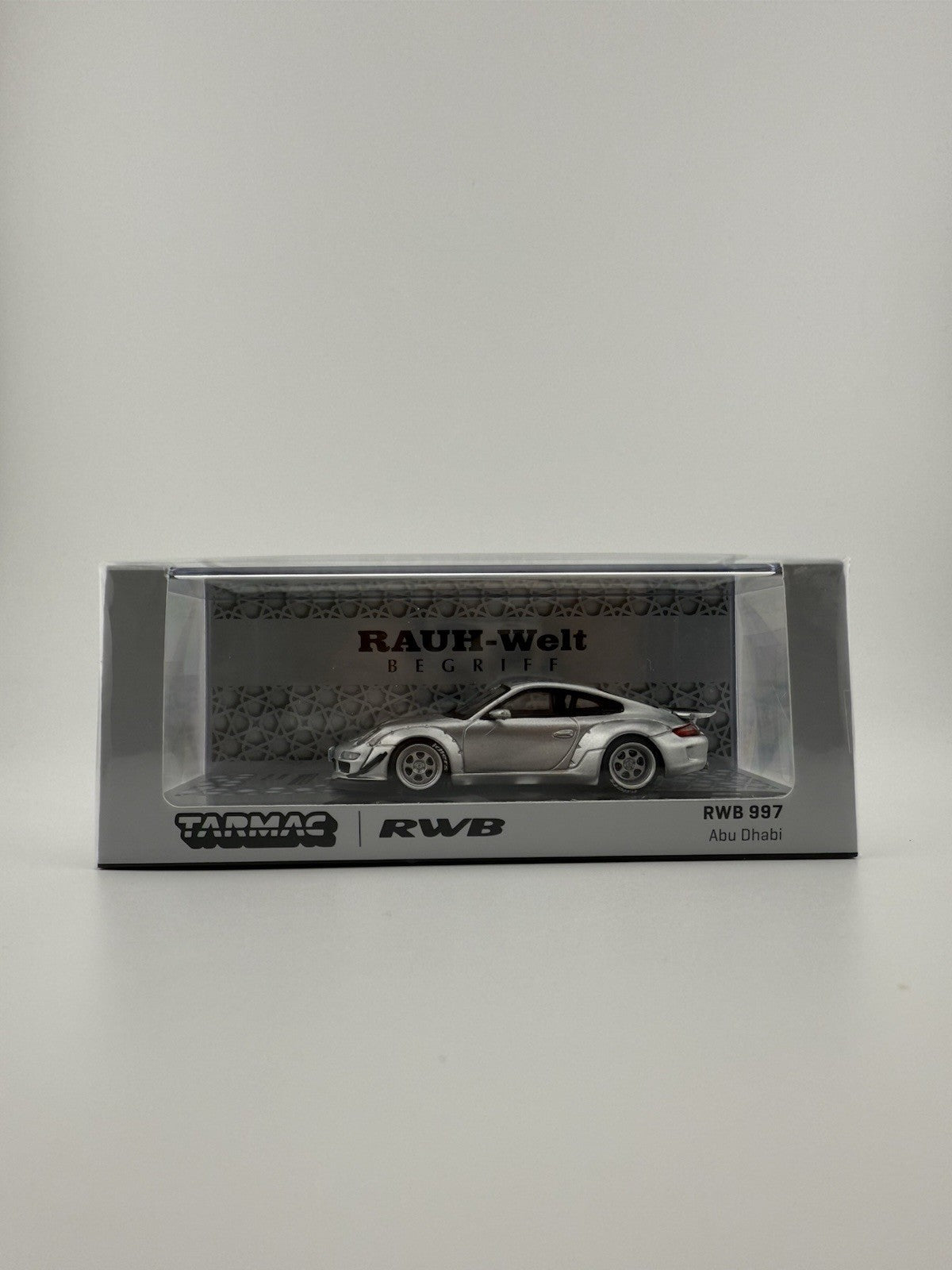 RWB 997 Silver   Tarmac Works T64 057 AB Abu Dhabi0