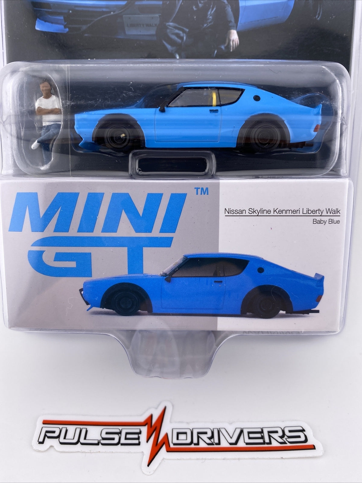 Nissan Skyline Kenmeri Liberty Walk   Light Blue   MGT 00653   With Kato Figure1