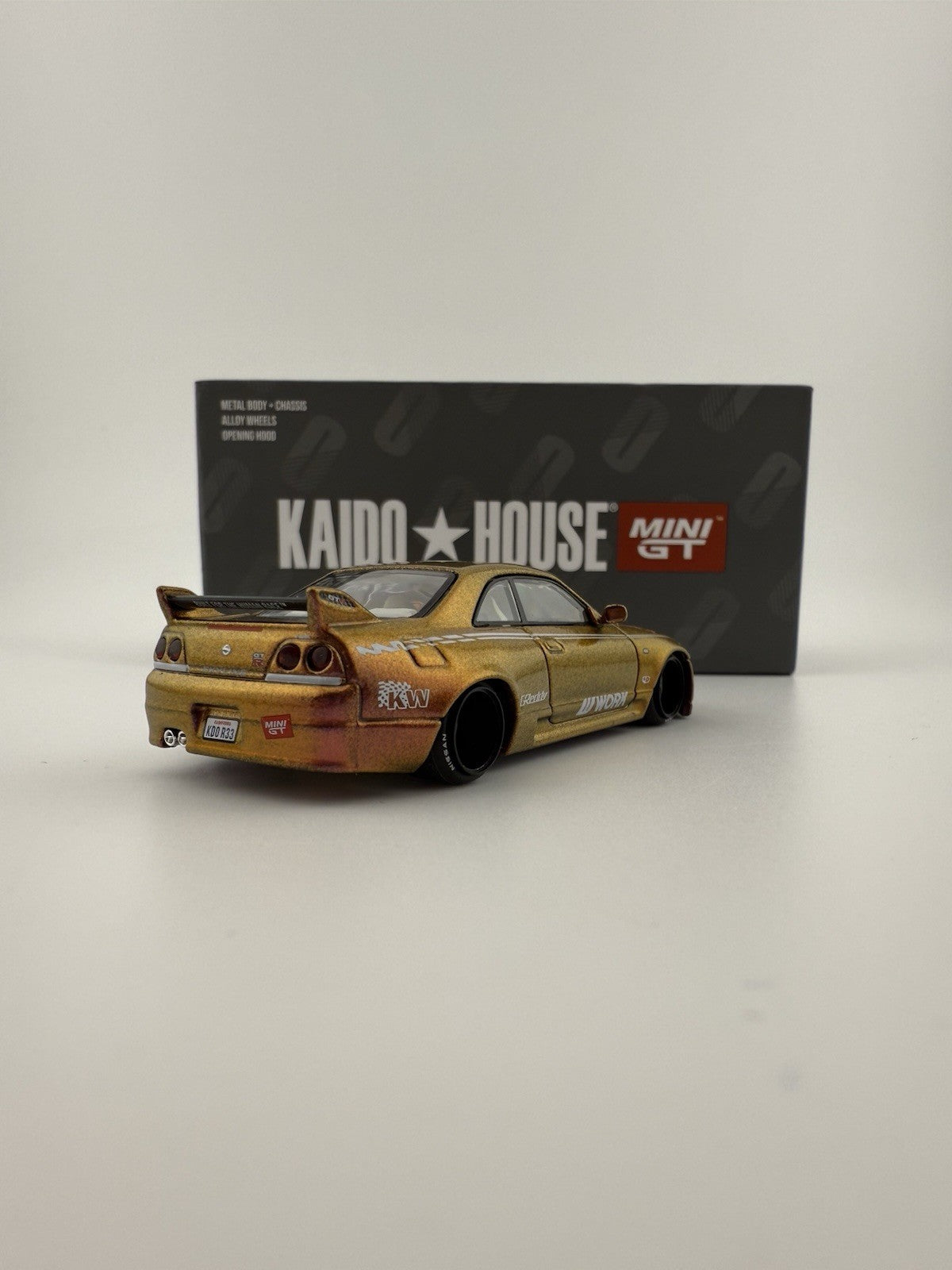 Nissan Skyline GT R (R33) Magic Bronze Kaido House LTDEDN KHMG075 and 1 Pin/Case5
