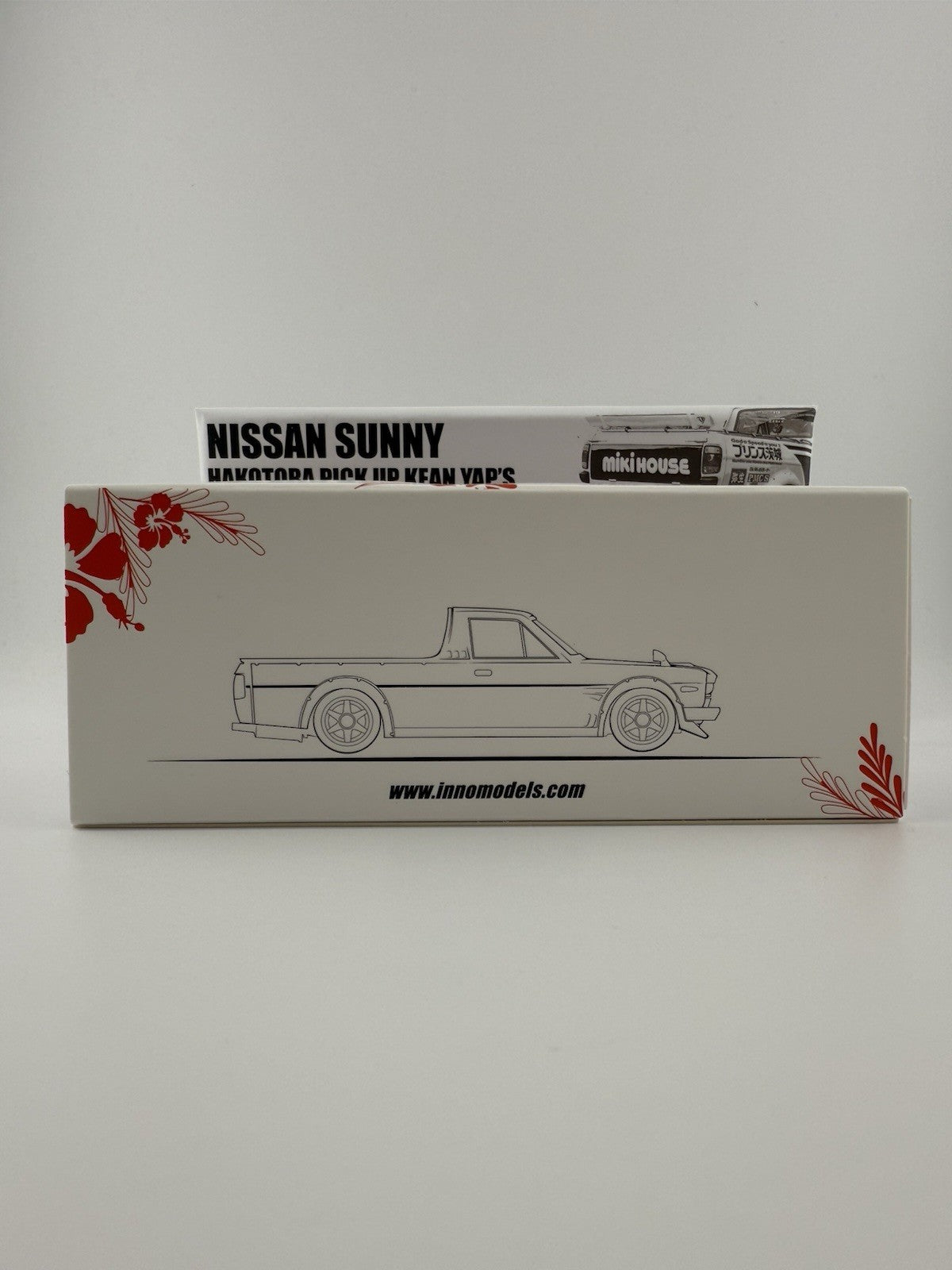 Sunny Hakotora Pickup Truck   Inno64 IN64 HKT KY19 Malaysia ED Open Box9