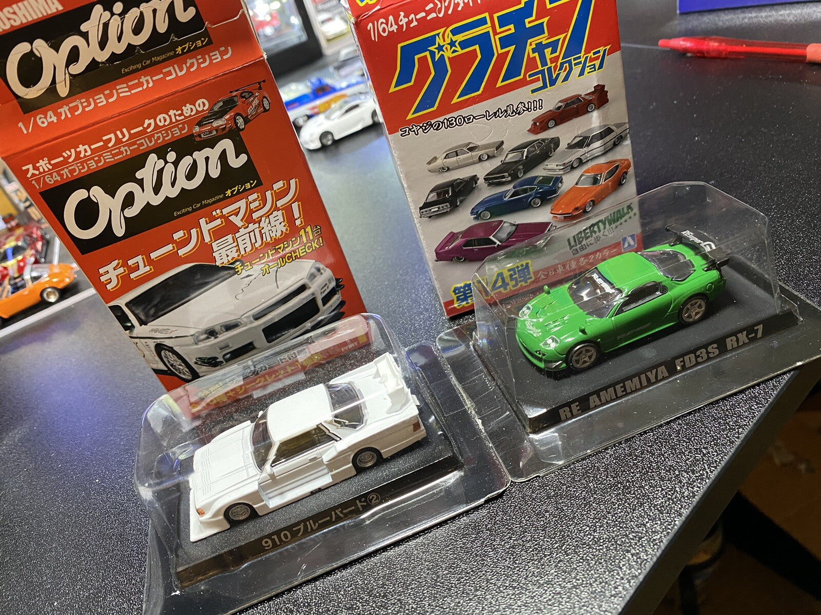 1/64 Aoshima Grachan Nissan Laurel & Option Model Re Amemiya FD3S RX 7 (2)7