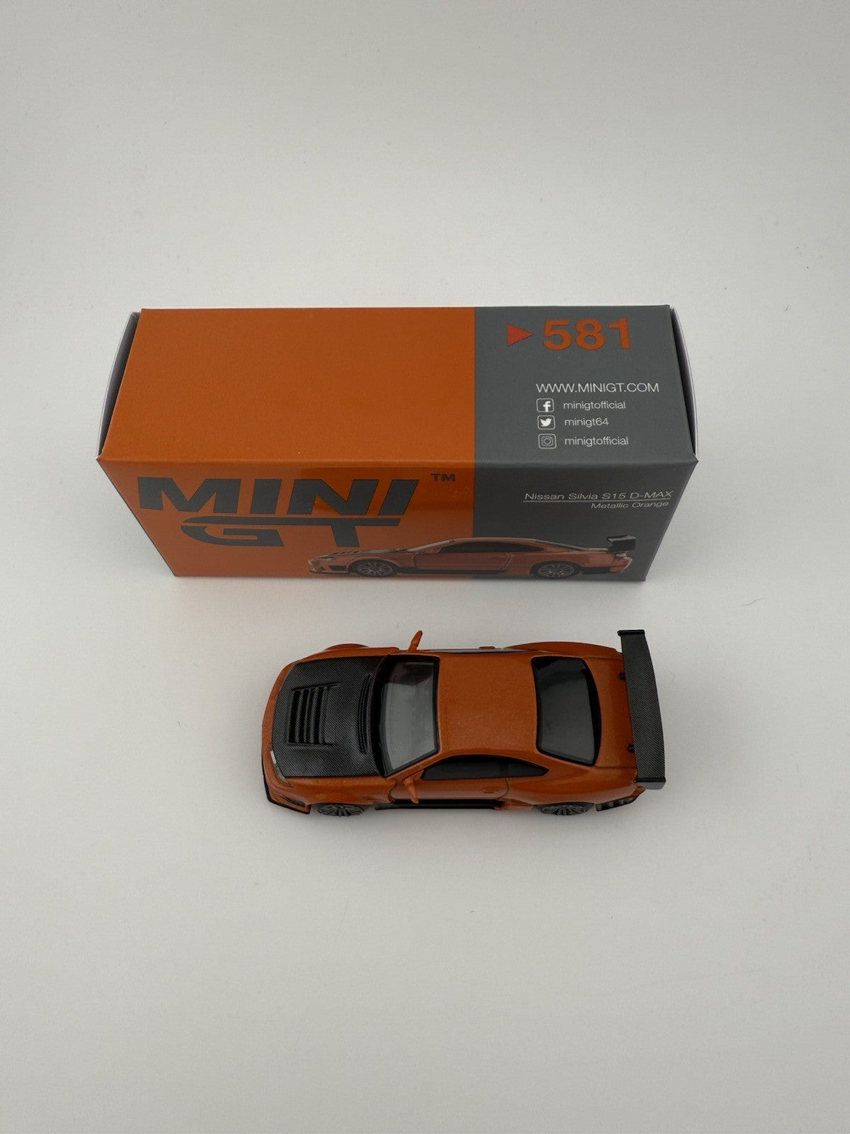 Nissan Silvia (S15) D MAX Metallic Orange   Mini GT MGT 00581 Open Box3
