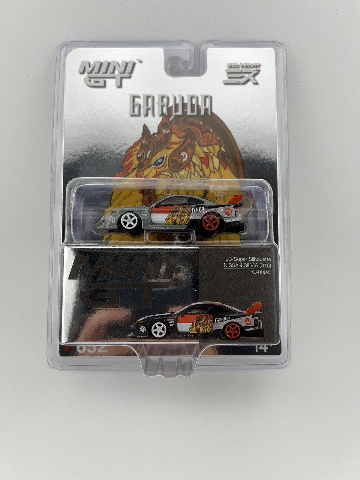 Chase   Nissan Silvia (S15) LB Super Silhouette Works Garuda   Mini GT MGT 006520