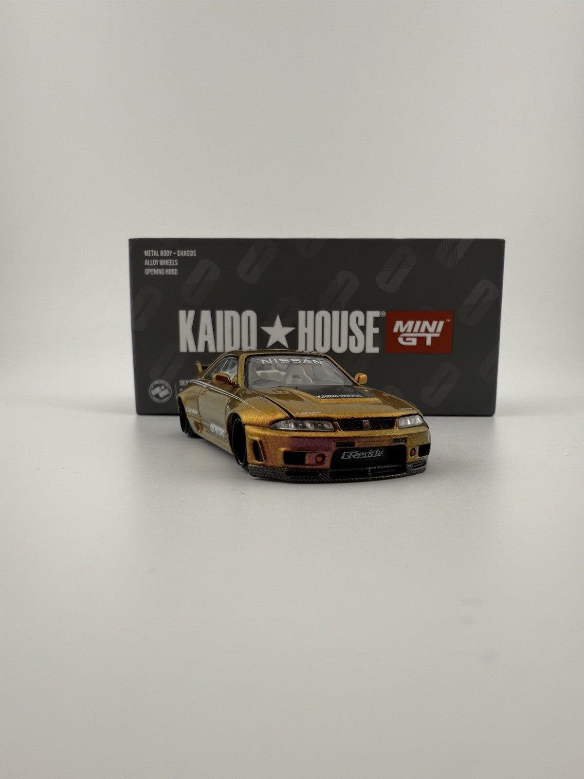 Nissan Skyline GT R (R33) Magic Bronze Kaido House LTDEDN KHMG075 and 1 Pin/Case6