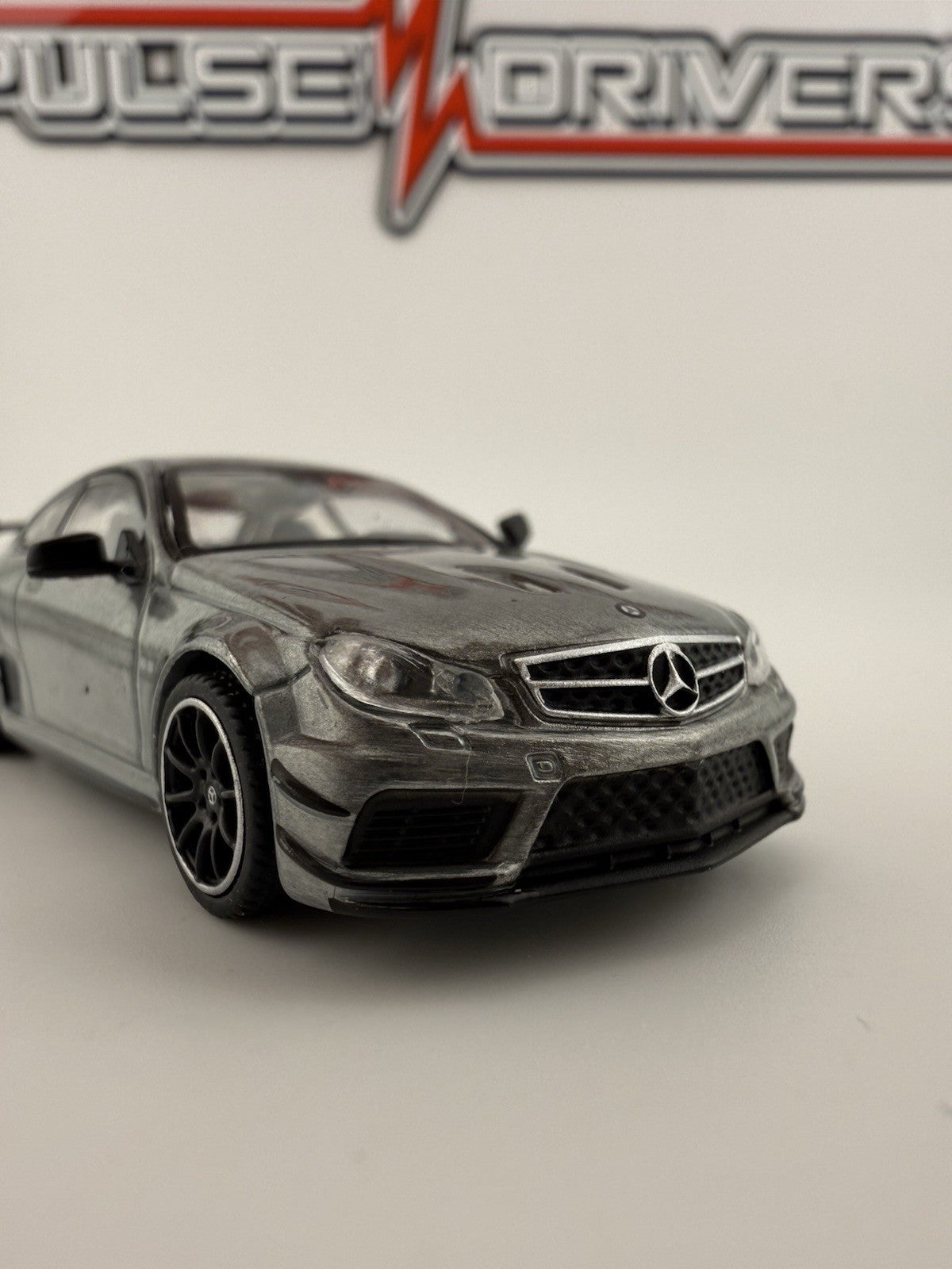 Chase   Mercedes Benz C 63 AMG 1/64 By Tarmac Works T64G 009 MB Open Box9