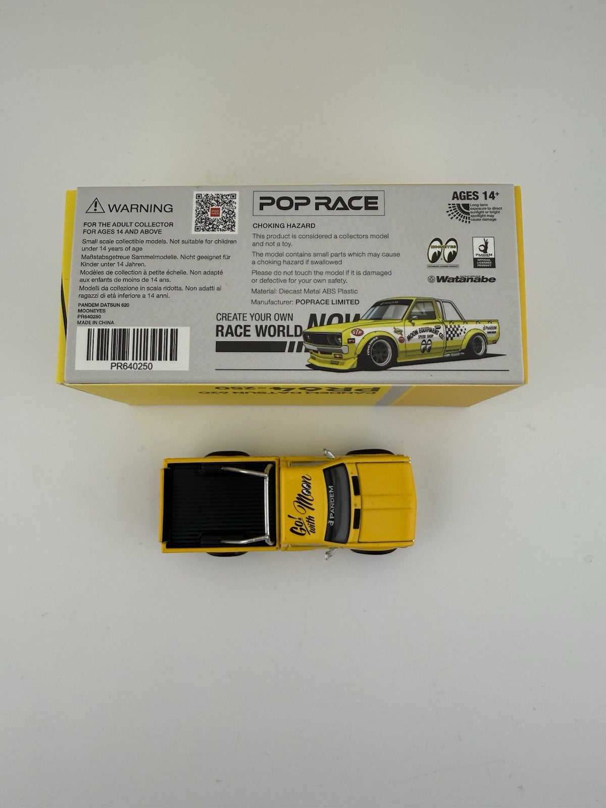 Pandem Datsun 620 pickup Mooneyes Yellow Poprace PR64-0250 Open Box7
