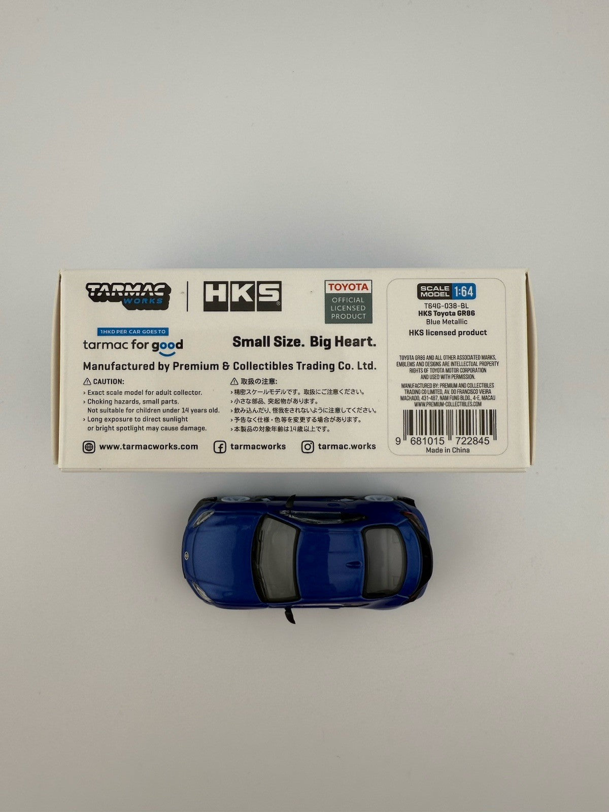 HKS Toyota GR86 Blue   Tarmac Works T64G 038 BL Opened4
