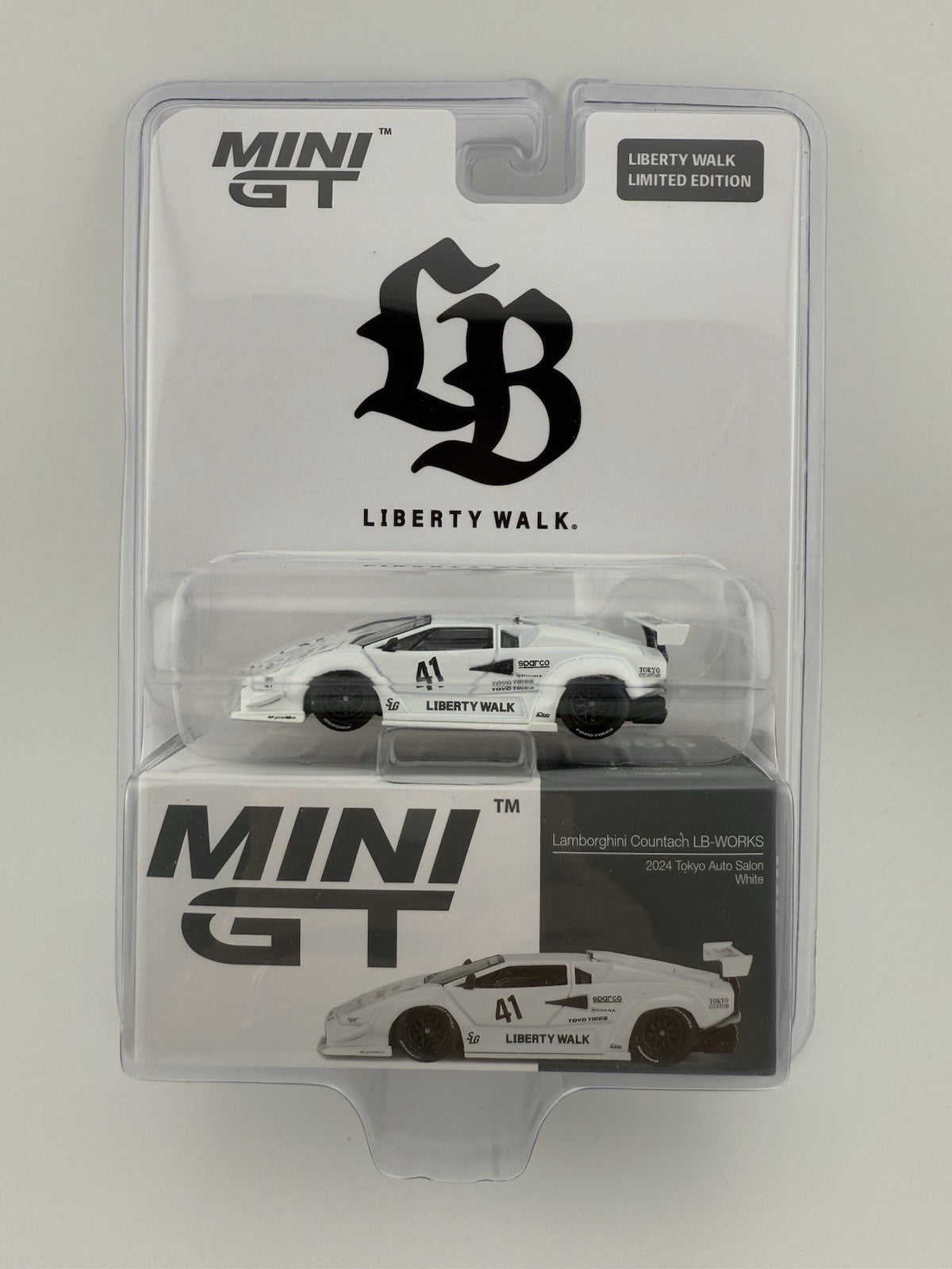 Lamborghini Countach LB Works White   Mini GT MGT 00966 LBWK PK1