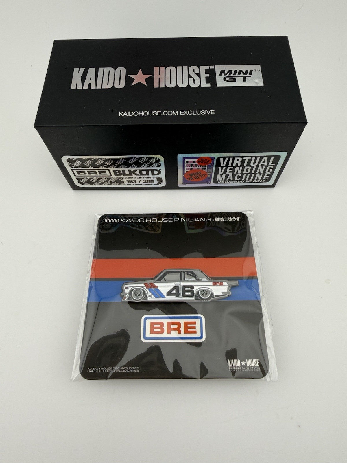 Datsun 510 Kaido House Street BRE BLKLTD 103/300 018 Vending Machine 4 Pins8