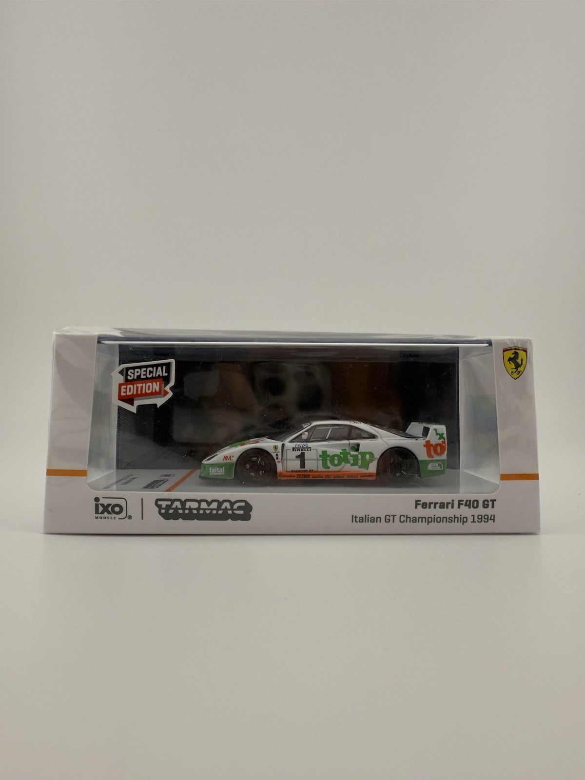 Tarmac Works Ferrari F40 GT Italian Championship 1994 White T64 076 94IGT010