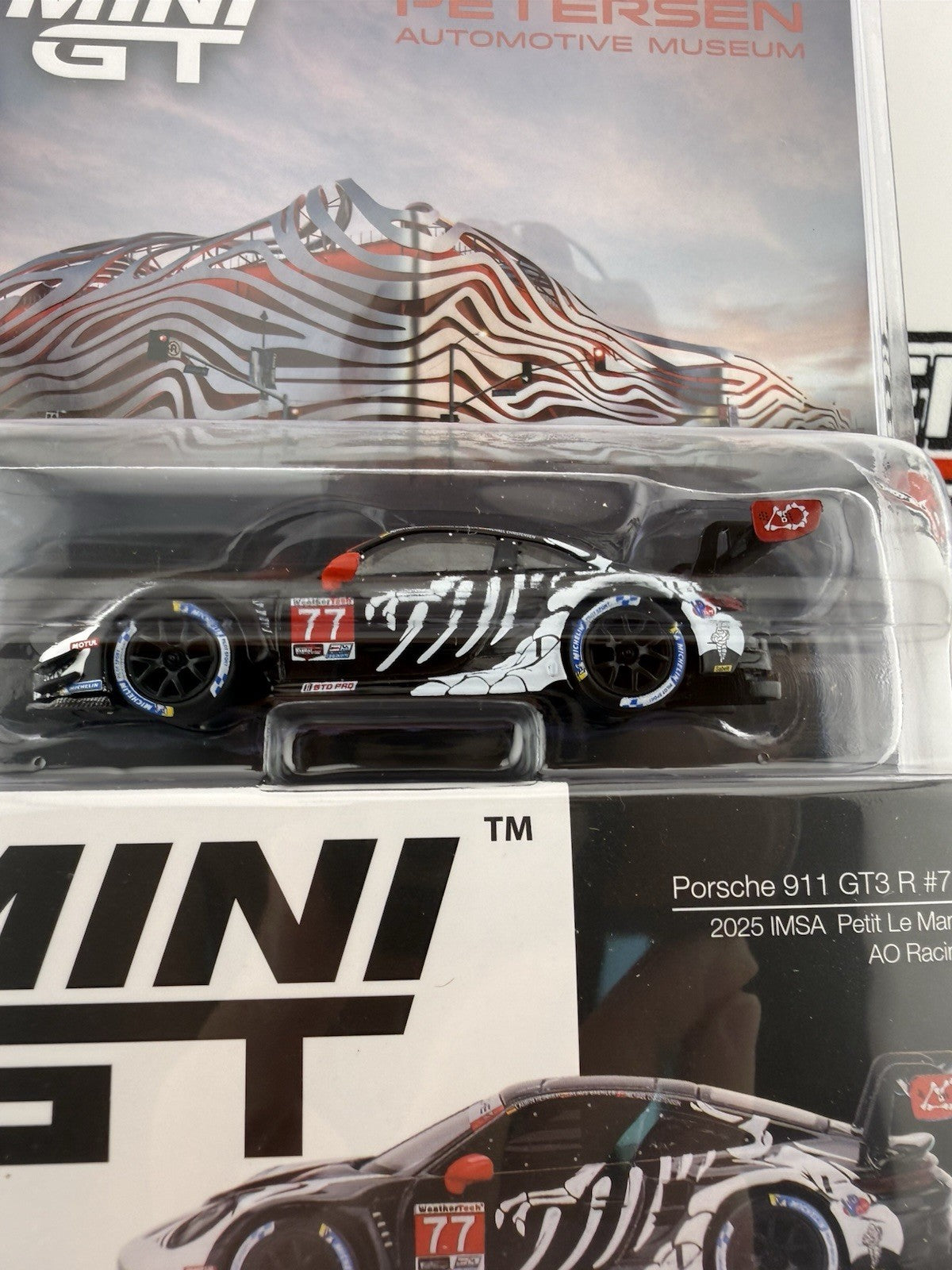 Porsche 911 GT3 R #77 SKELETON REXY PETIT Le Mans MINI GT MGT01143 Petersen pack4