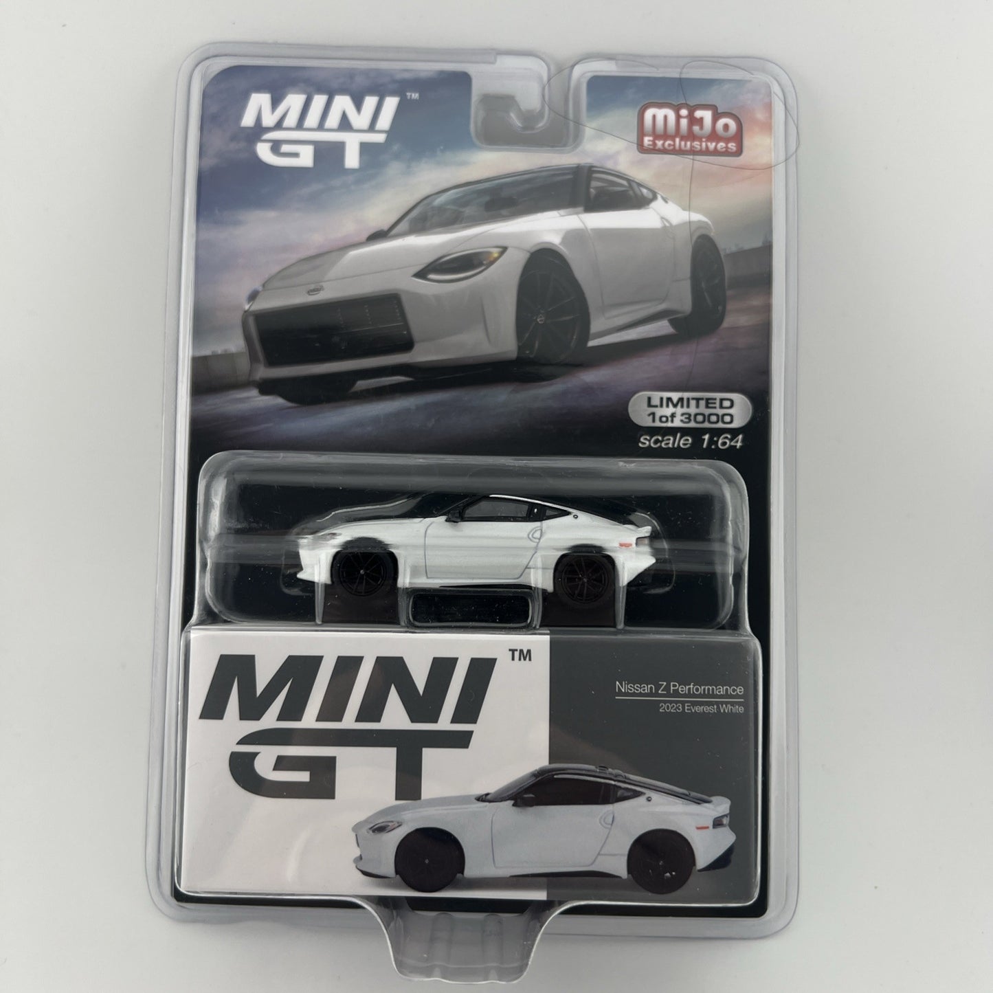 Nissan Z Everest White   Mini GT MGT 00599 Performance 20231