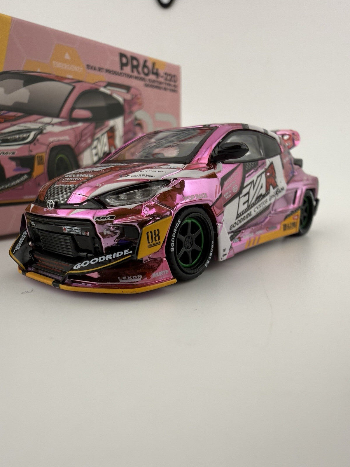GR-Yaris EVA RT Production Model Custom Type-08 Goodride Pop Race PR64-2203