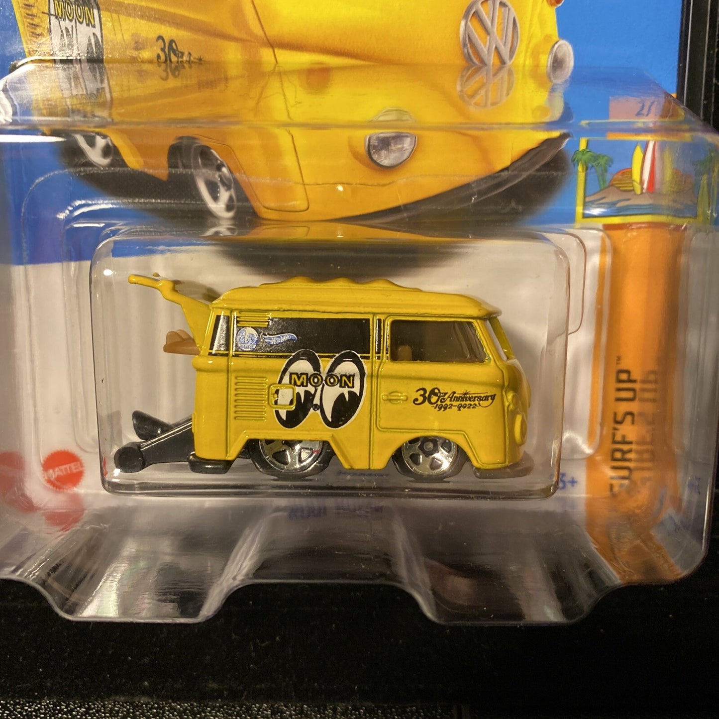 Hot Wheels Kool Kombi Moon Eyes Livery in Card Protector2